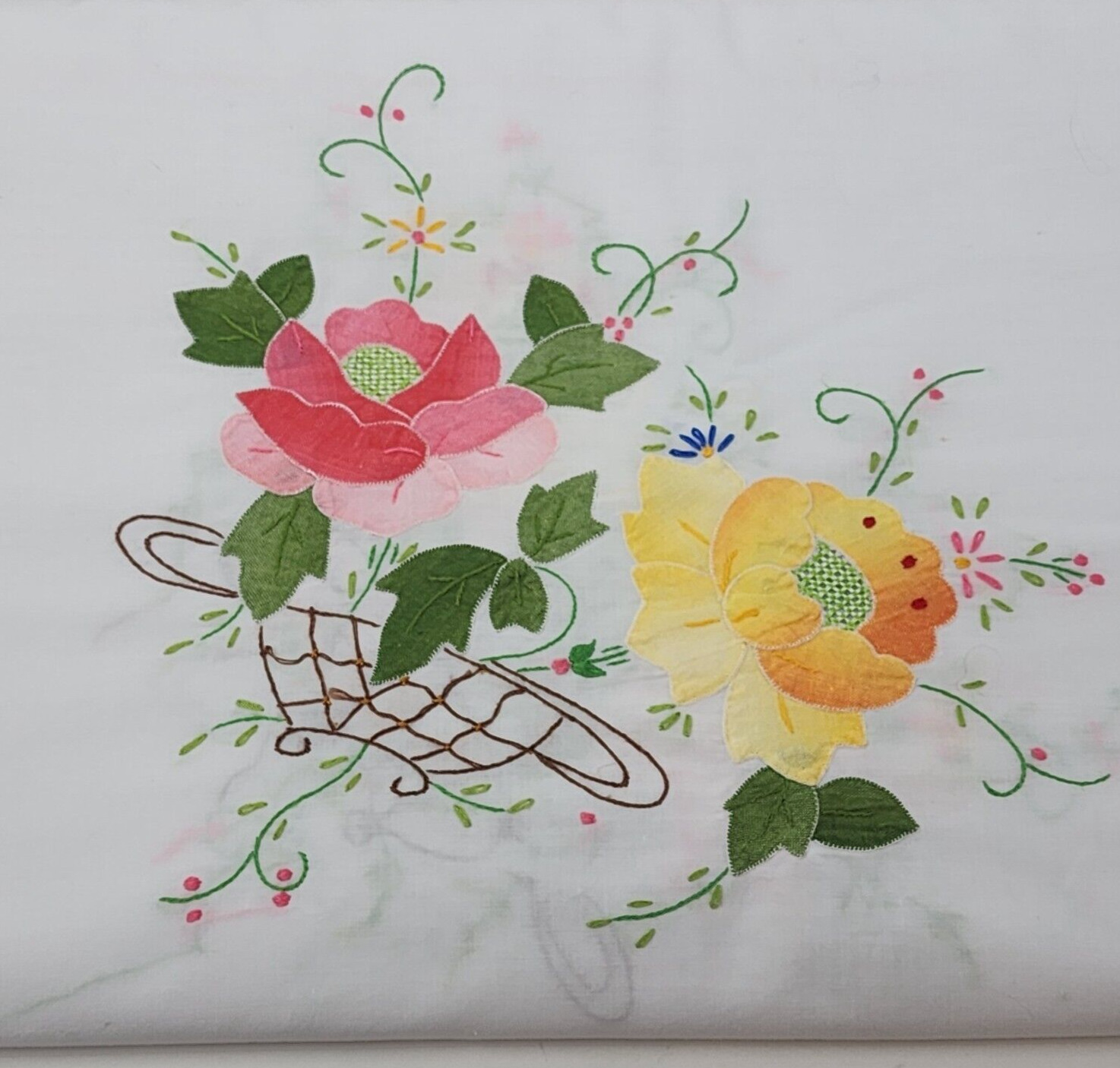 Embroidered Applique Tablecloth Floral Flowers Cotton 87