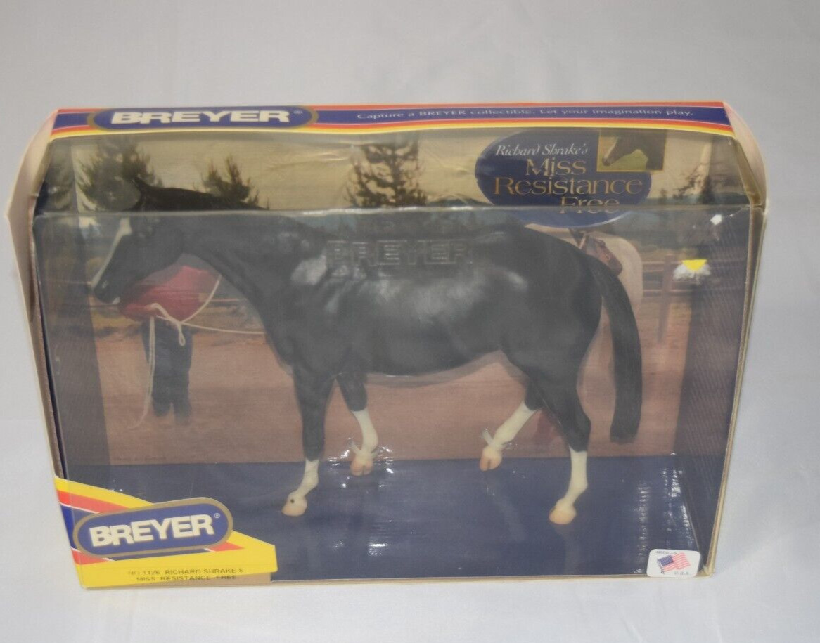 BREYER #1126  MISS RESISTANCE FREE TOUCH OF CLASS MOLD BLACK DAMAGED BOX - NEW