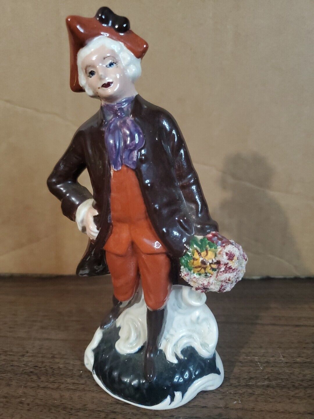 Vintage 18th/19th century Colonial MAN  WITH FLOWER BASKET ceramic figurine