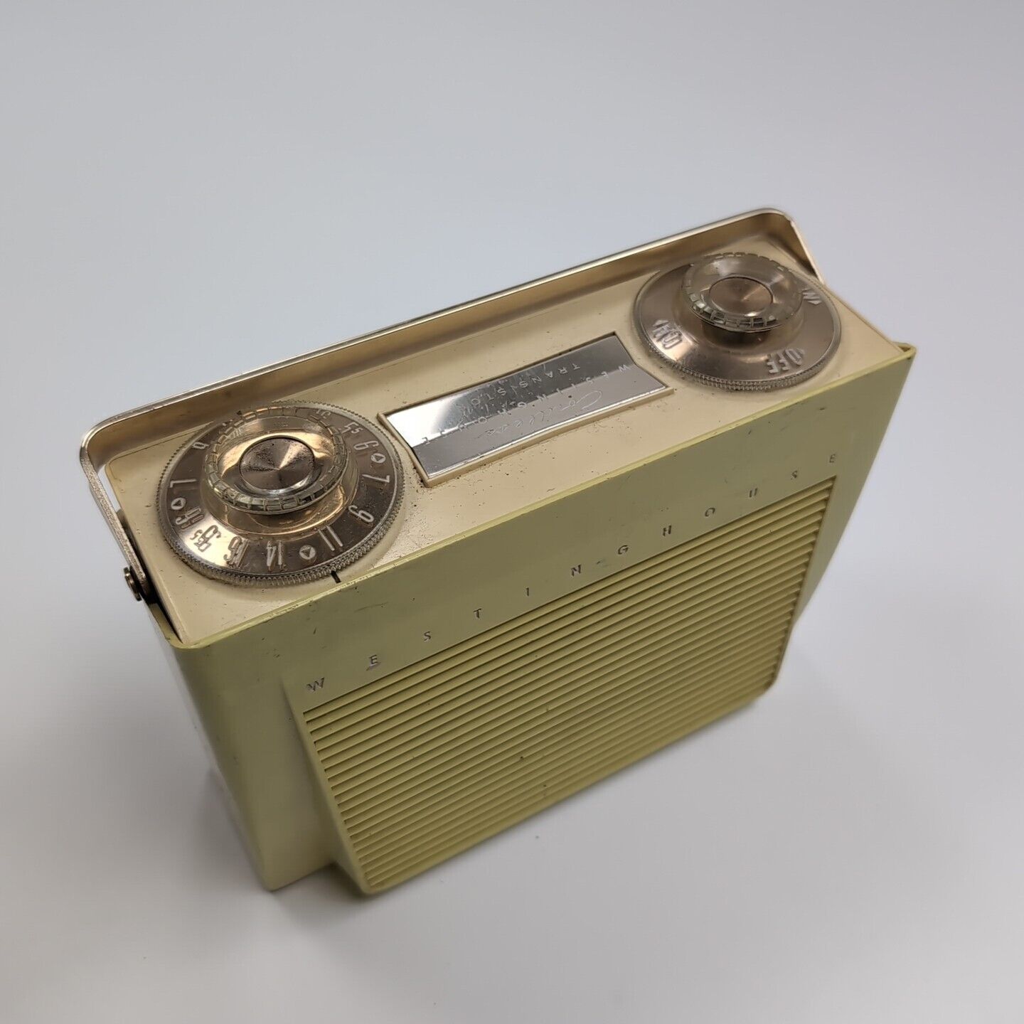 Westinghouse H-622P6 Vintage Transistor Radio Yellow/Ivory Parts or Repair RARE