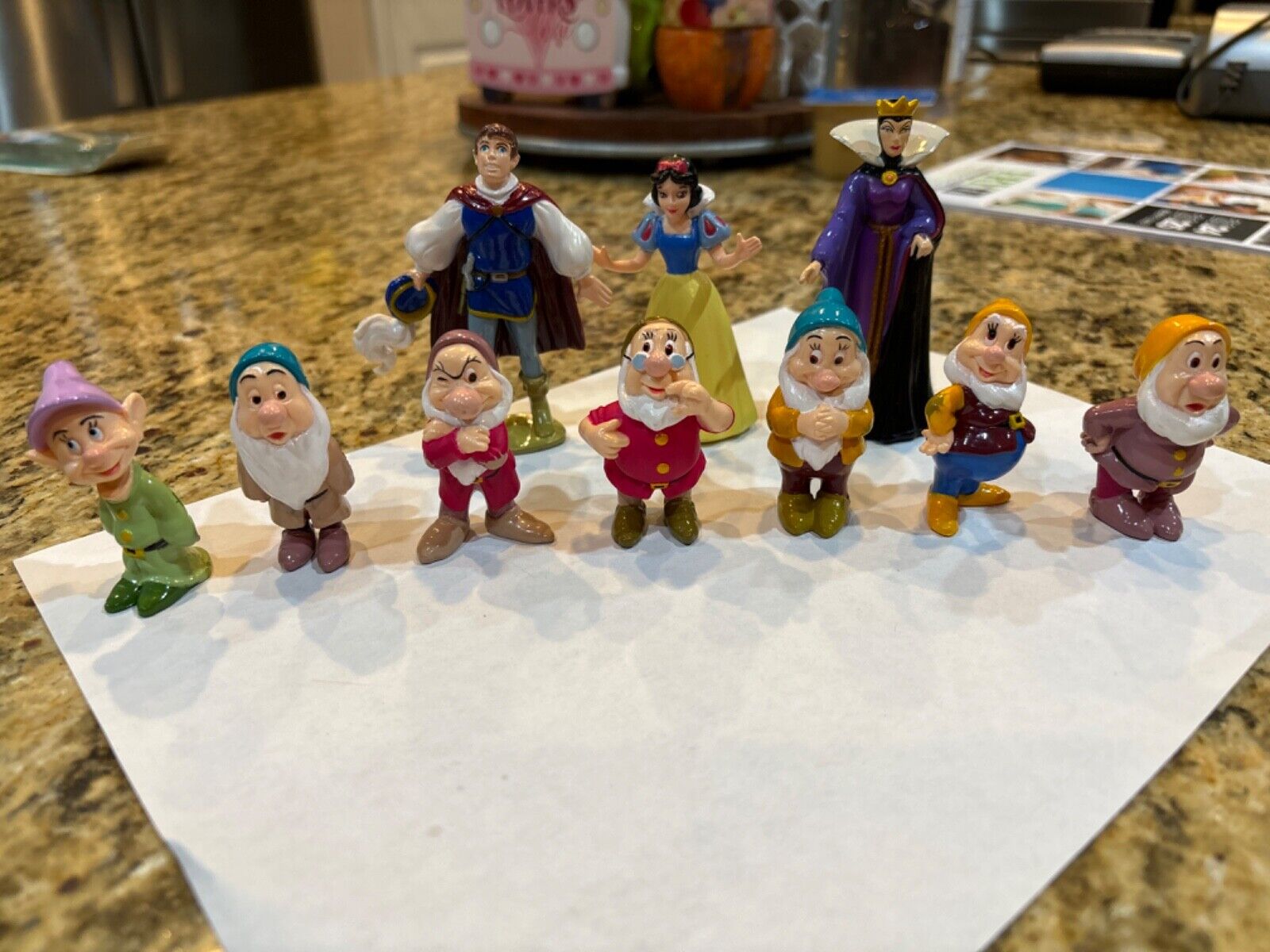 Snow White and the Seven Dwarves Toy Figures Disney 1993