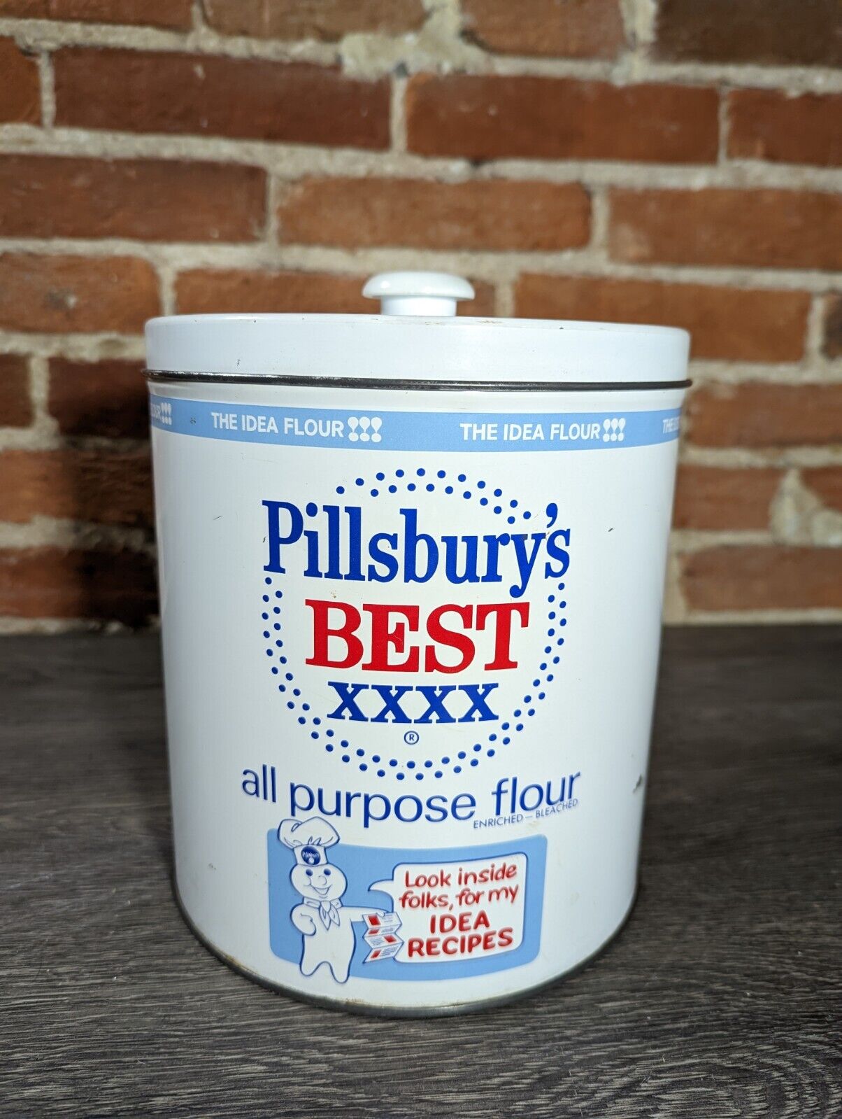 Vintage Pillsbury's Best XXXX All Purpose Flour Metal Tin Button Lid J :L Clark