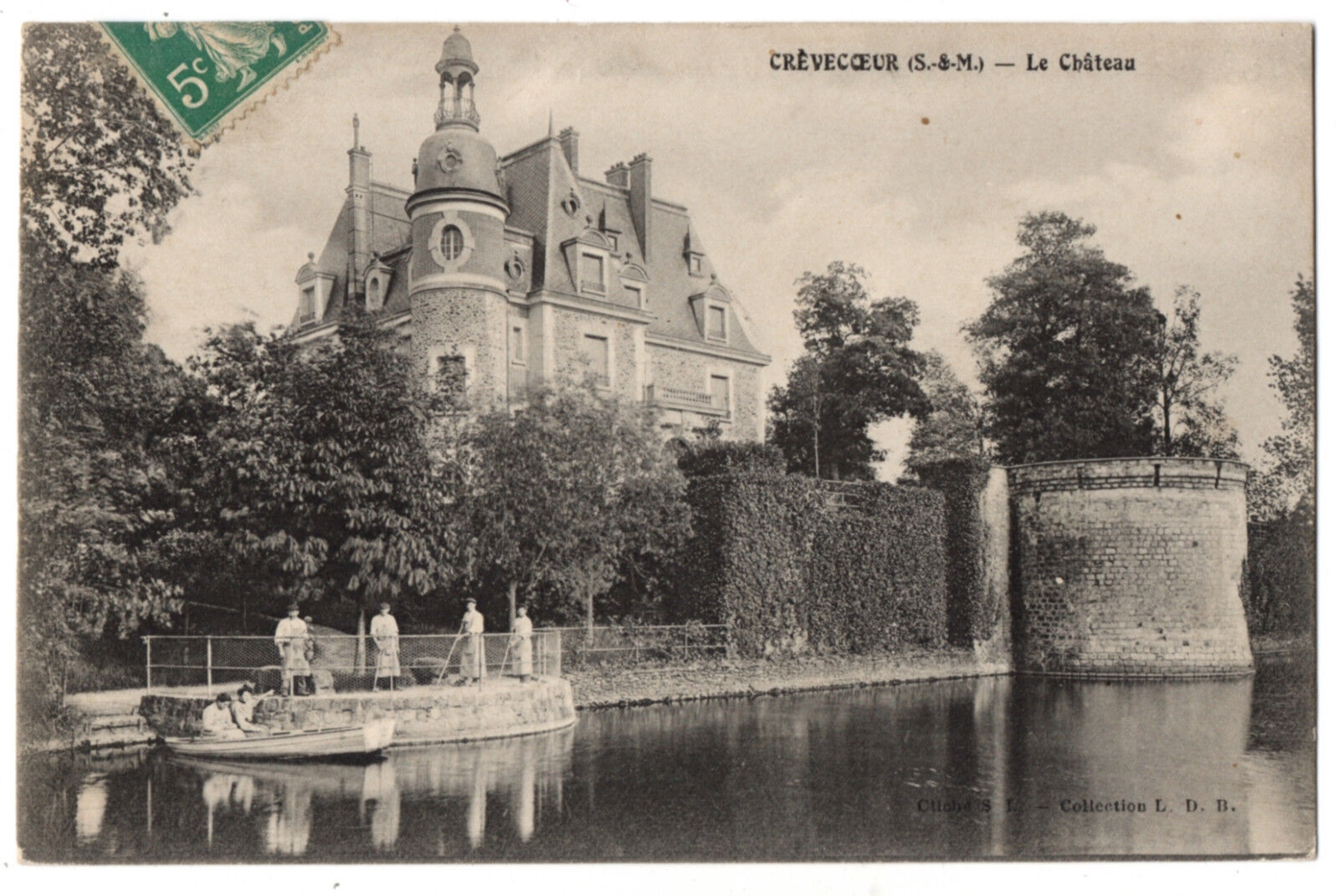CPA 77 - CREVECOEUR (Seine et Marne) - Le Château - Coll. L. D. B.