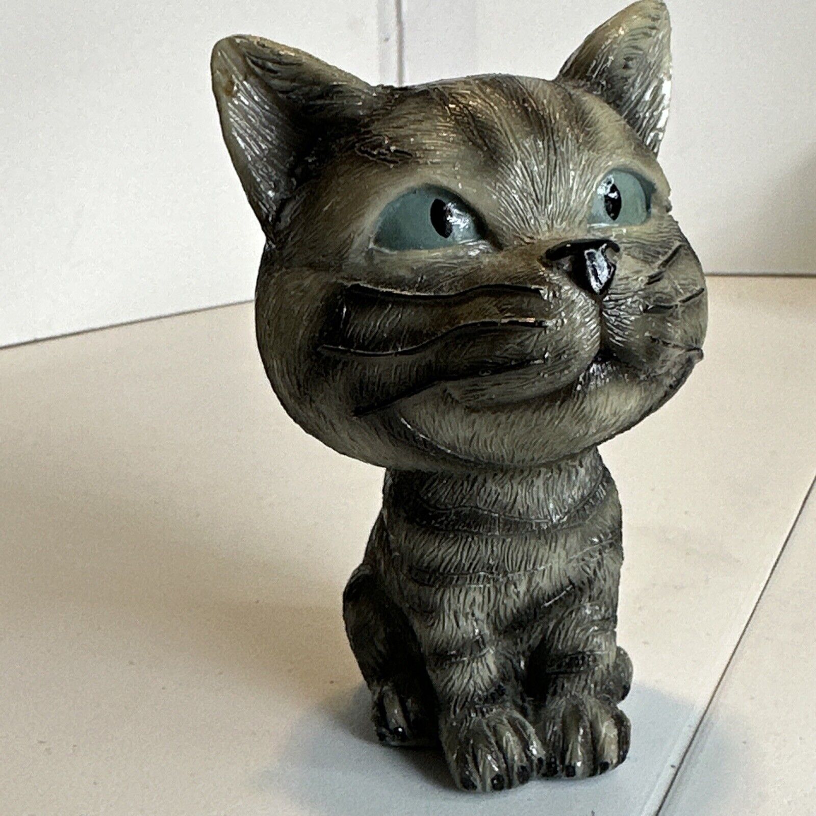 Unique Resin Big Head Gray Green Eyed Tiger Striped Cat 4.5T
