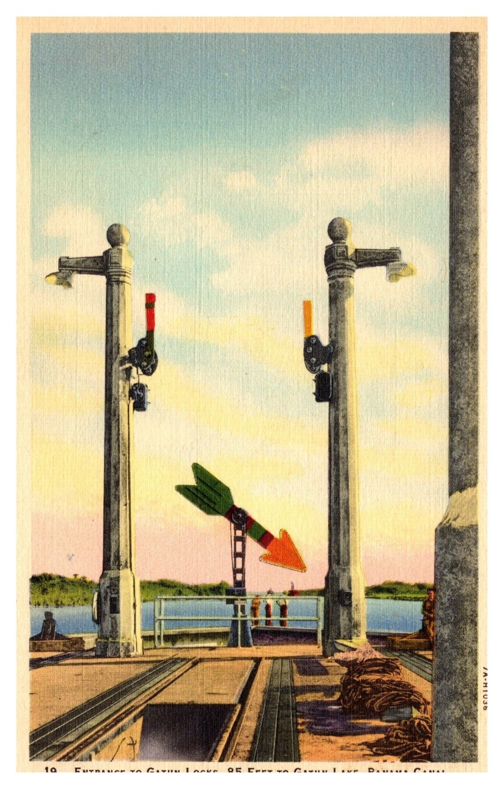 postcard Entrance to Gatun Locks Panama Canal 8656
