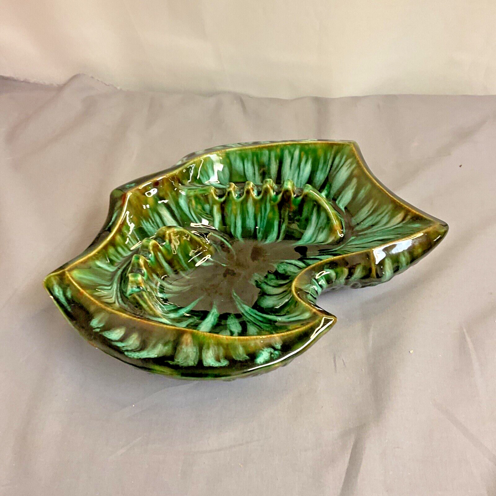 Vintage Retro Ashtray Large Green Floral Funky Design Ceramic High Glossy