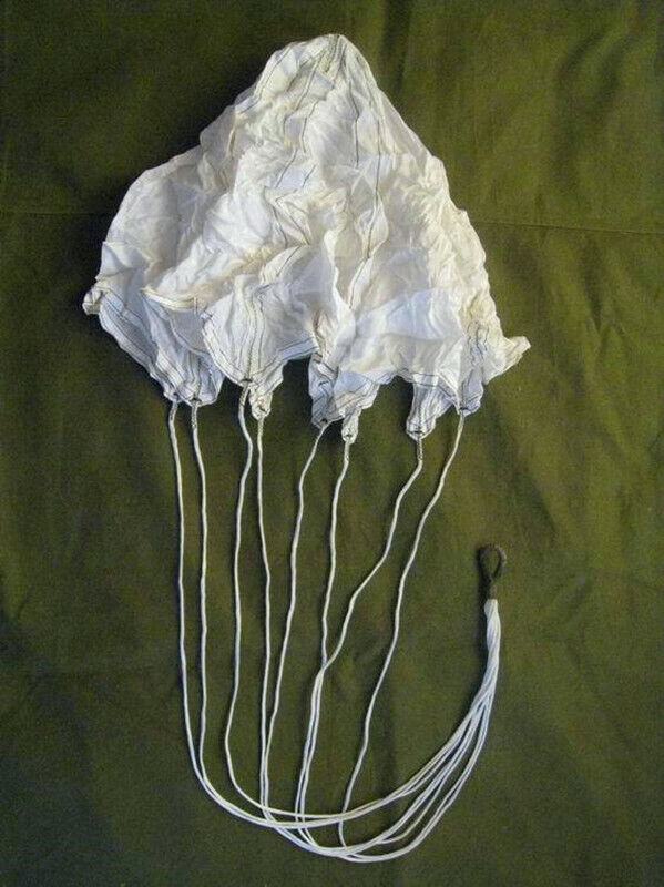 Small Guided Chute Parachute for Chinese Military Paratrooper