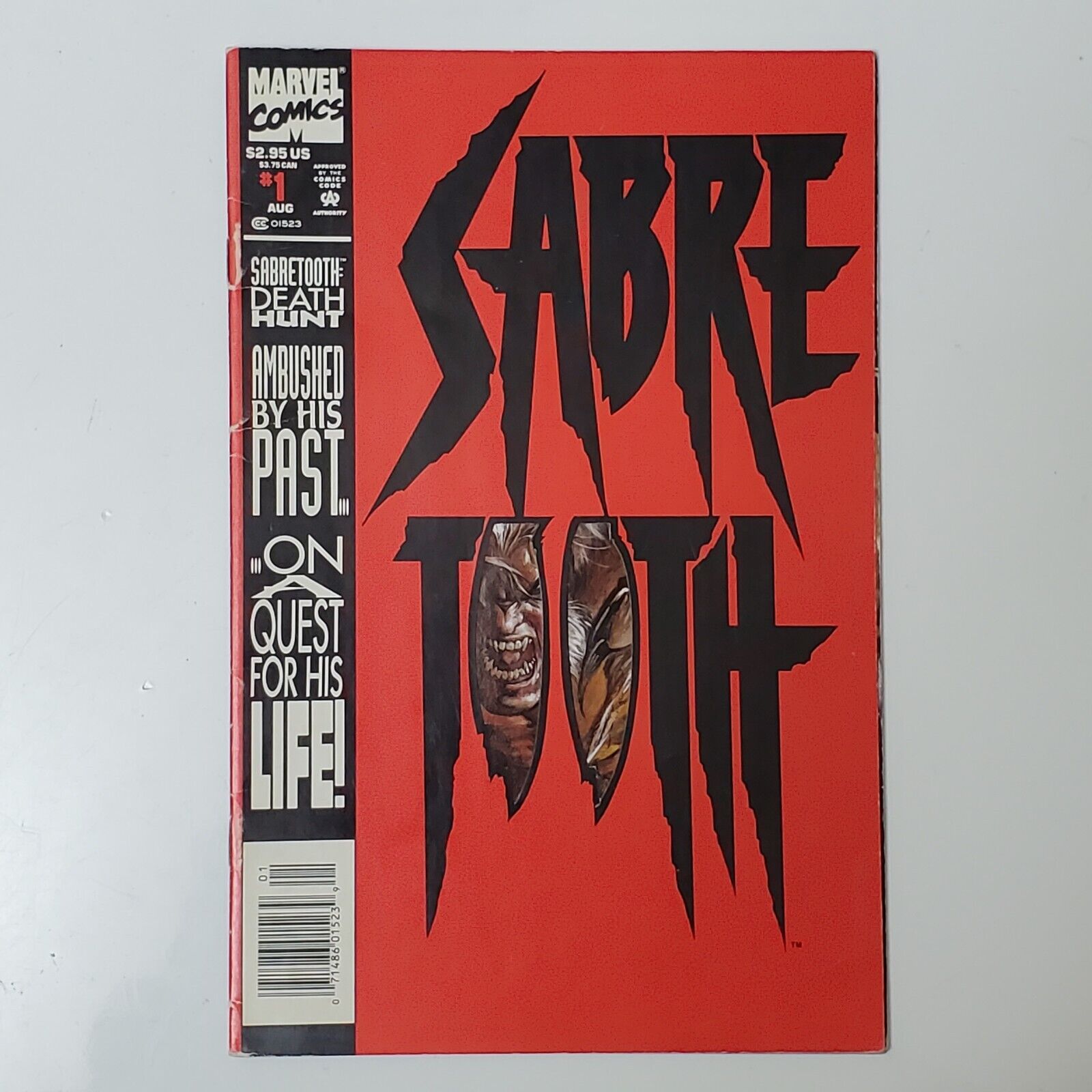 Sabretooth #1 Die-cut Cover (1993) Marvel Comic Book Mark Texeira