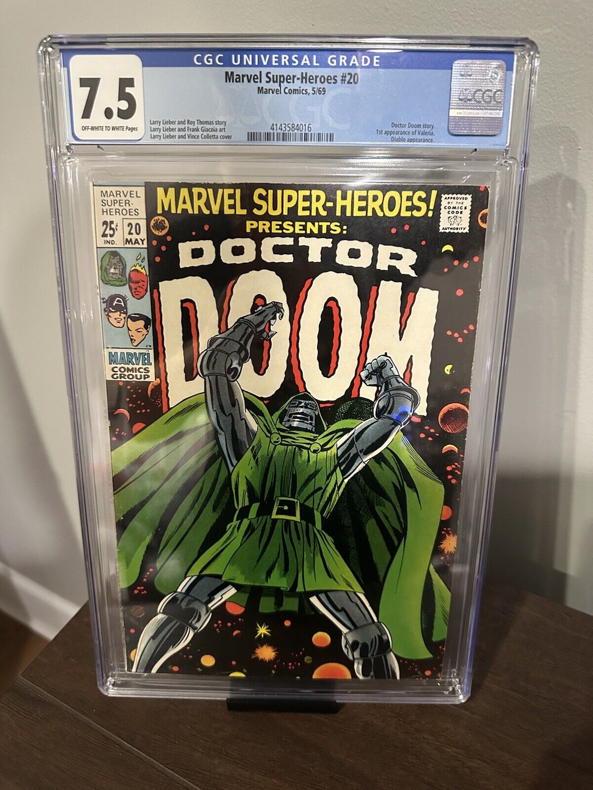 Marvel Super-Heroes #20 Origin Doctor Doom 1st Valeria Marvel 1969 CGC 7.5 OW-W