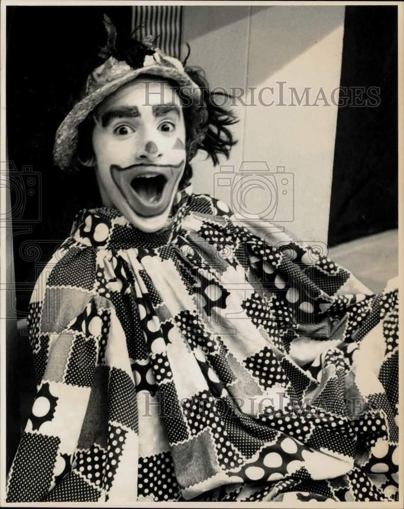 1975 Press Photo Rick Burton as Rodney the Clown in Springfield, Massachusetts