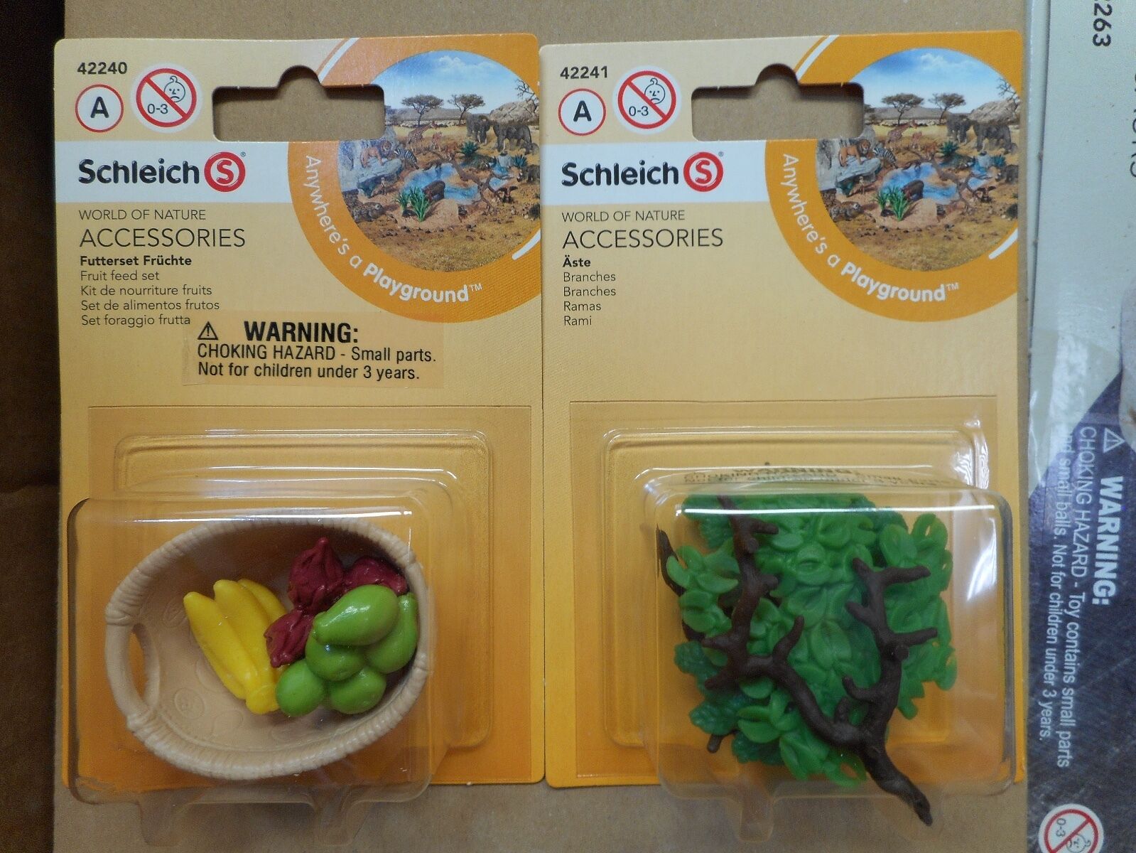 FRUIT FEED SET & BRANCHES by Schleich/ 42240/42241/ NEW IN PKG/ horse accessory