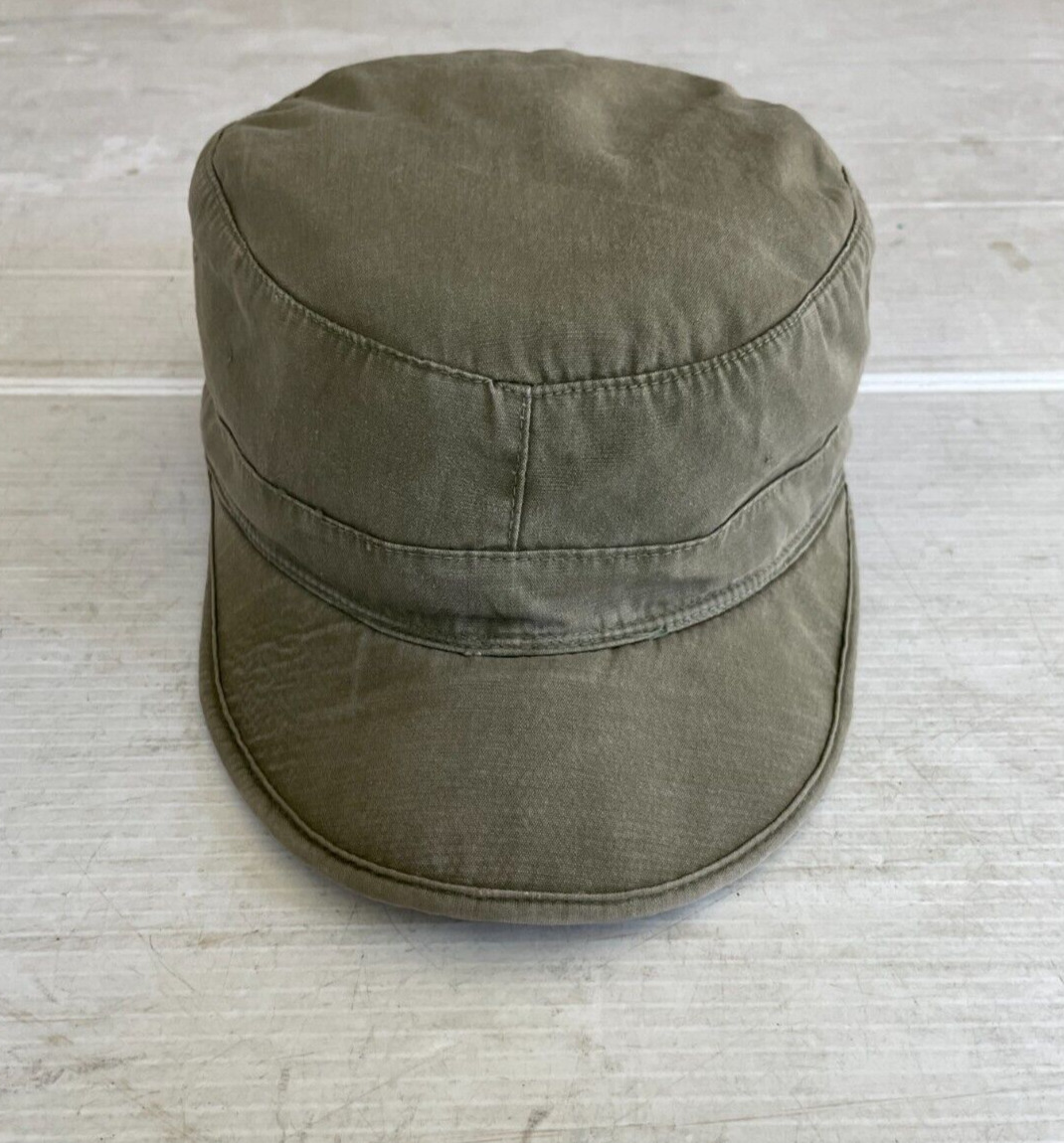 WWII G.I. M1943 1ST PATTERN  O.D. COTTON FIELD CAP WITH VISOR (7 1/4)