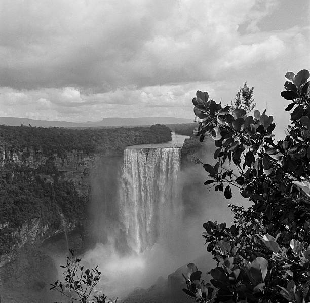 Kaieteur Falls 1946 British Guyana OLD PHOTO