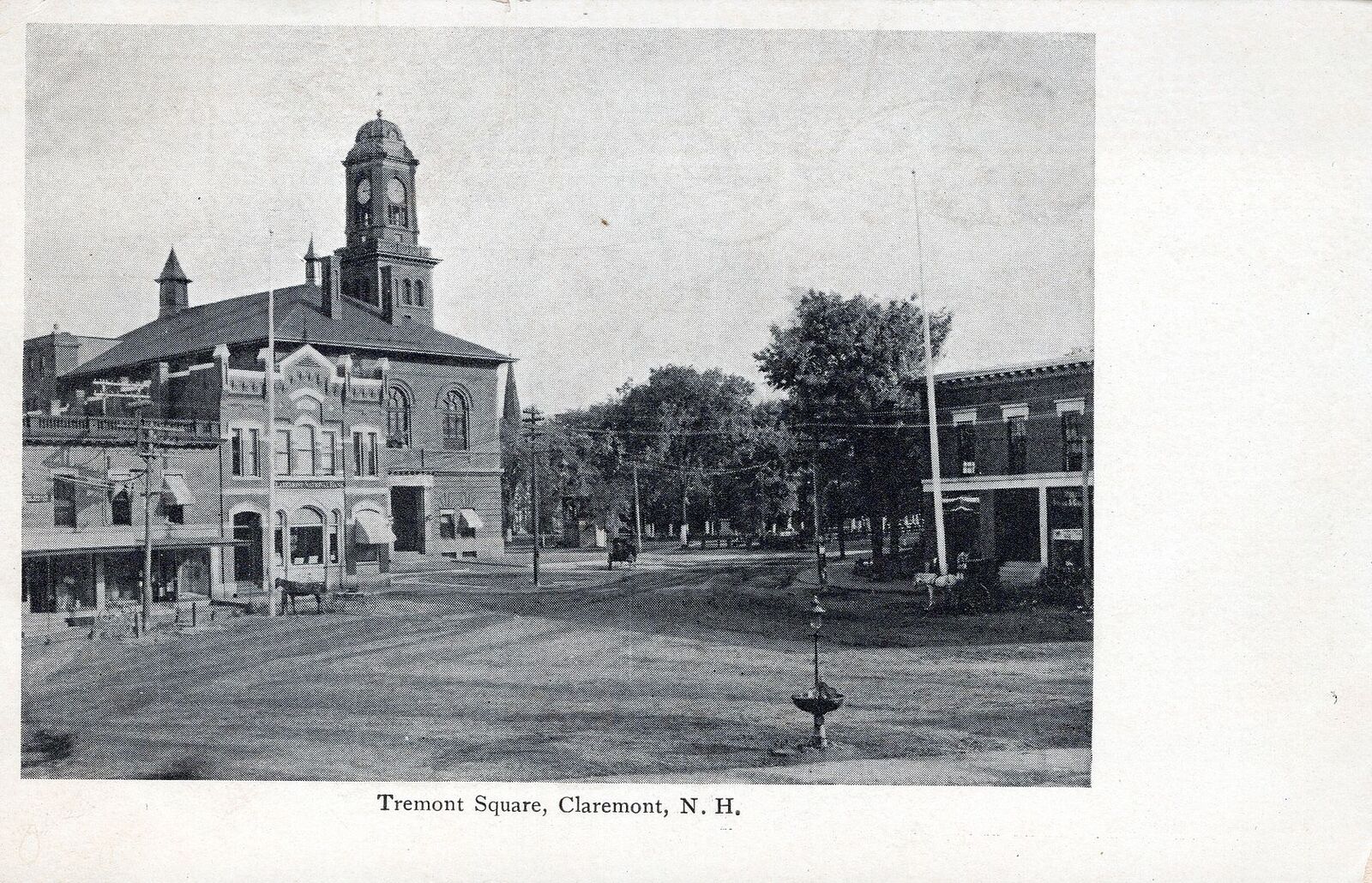 CLAREMONT NH - Tremont Square Postcard - udb (pre 1908)