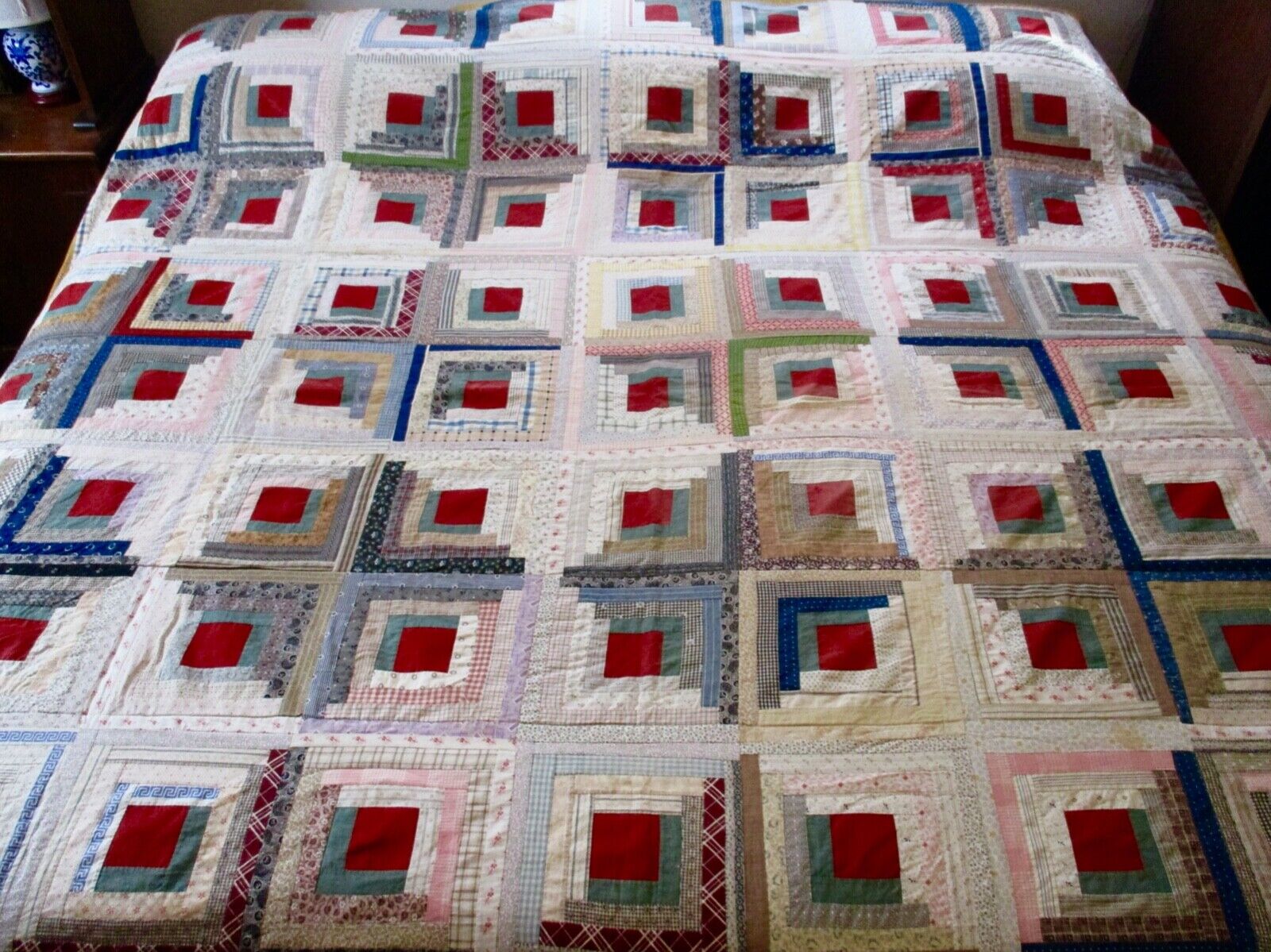 Antique Shirting & Calicos Old Log Cabin Sunshine & Shadow 1900\'s Quilt 90\