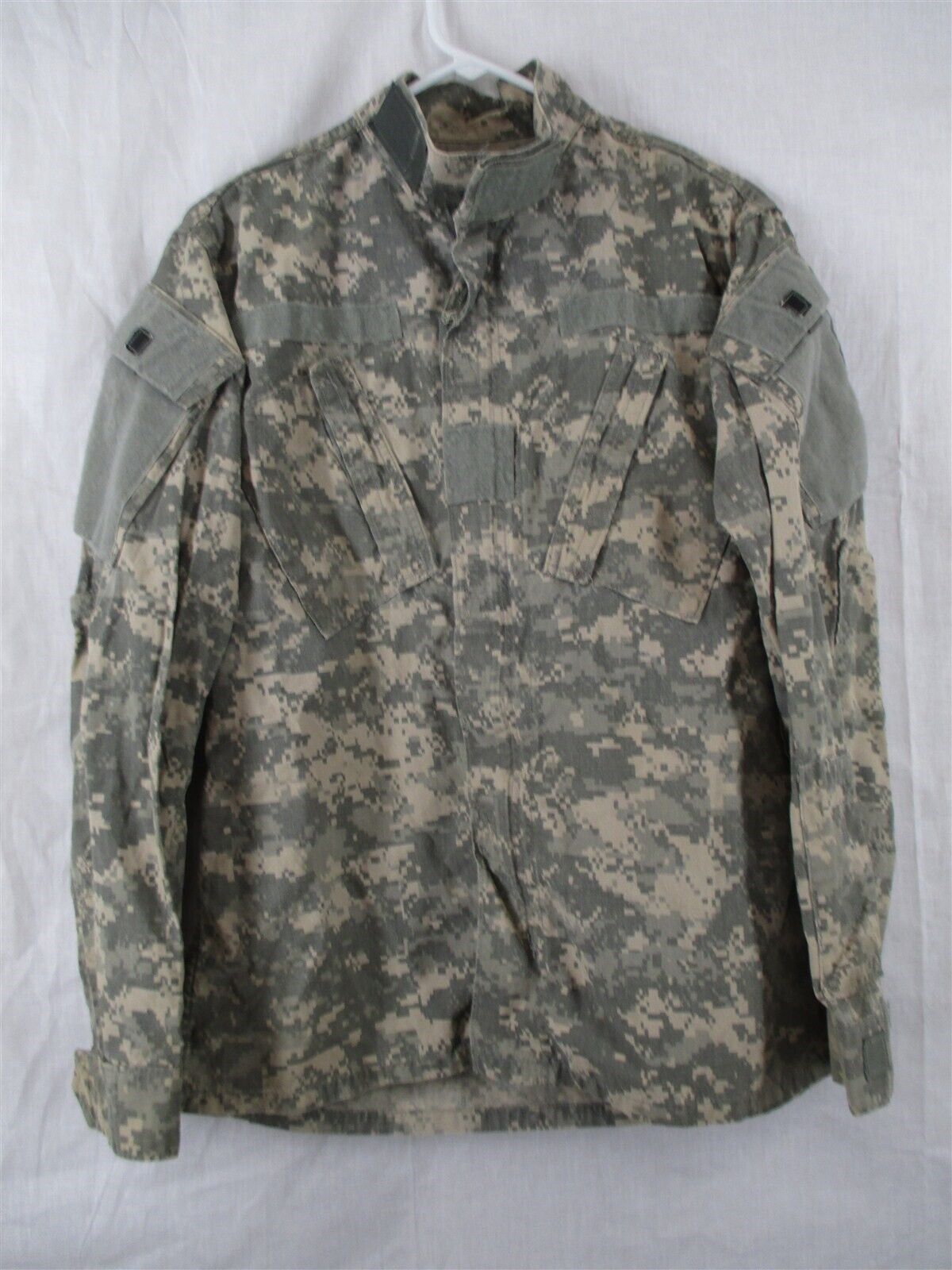 ACU Shirt/Coat Small Regular USGI Digital Camo Flame Resistant FRACU Army 