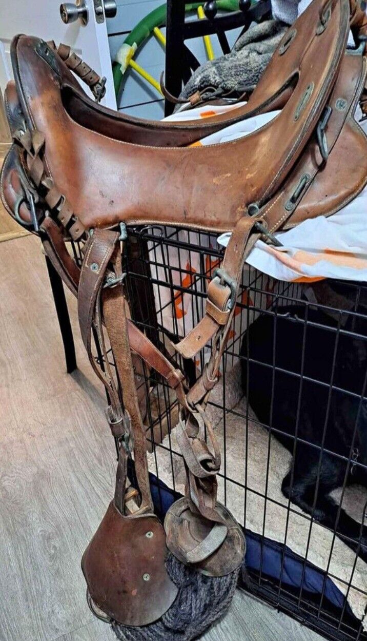  ORIGINAL Antique WW1 WW2  Gen. Military Calvary Horse Saddle $  SALE  $