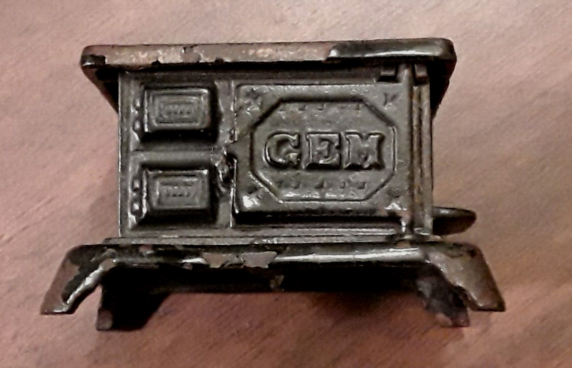 Antique GEM Stove Oven SALESMAN'S SAMPLE Cast Metal BLACK no topper   no reserve