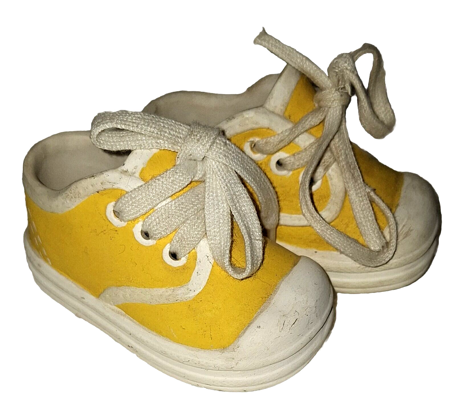 VINTAGE YELLOW AND WHITE CERAMIC BABY SHOES WITH OWN REAL SHOESTRING PLANTERS