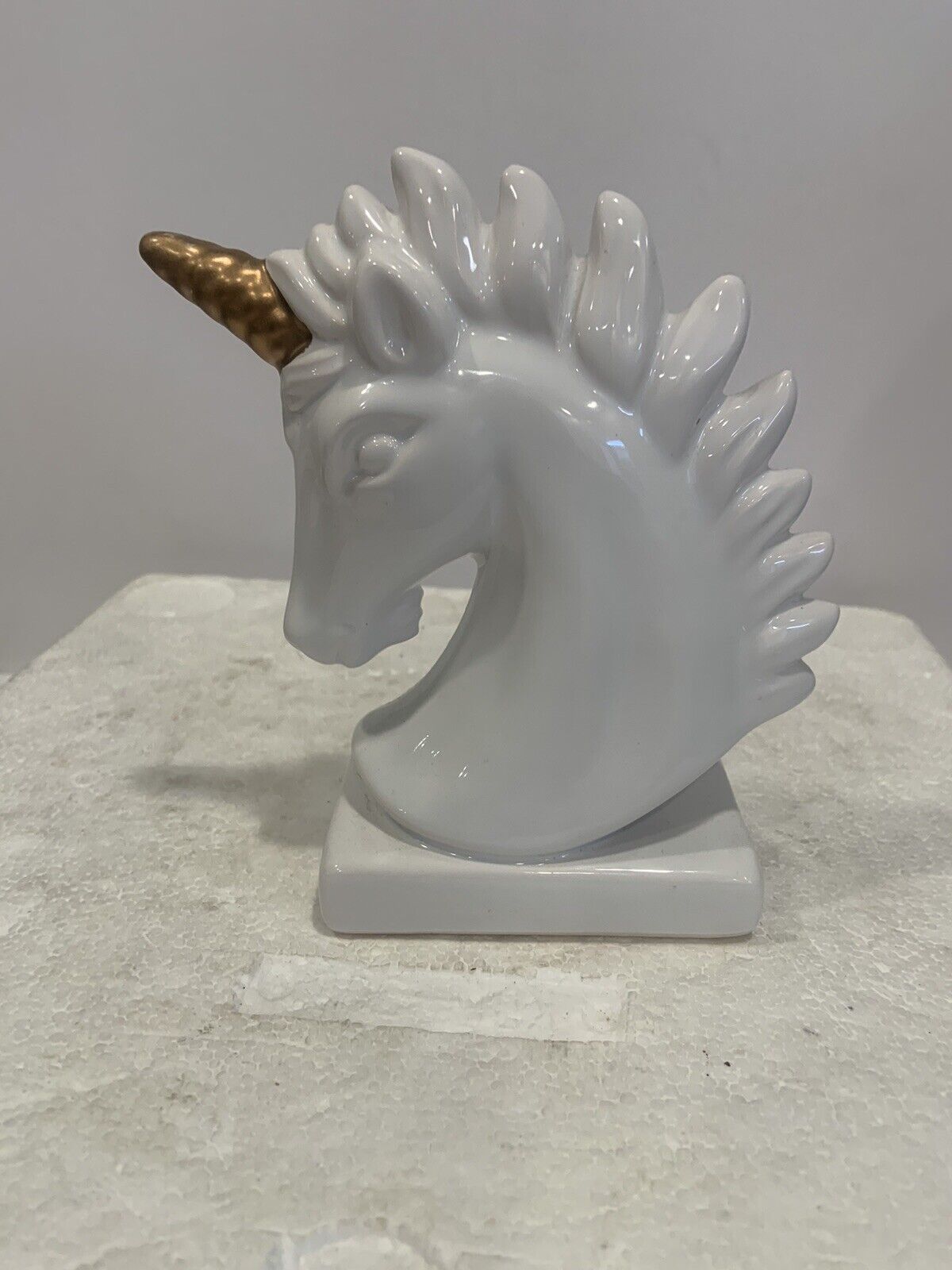Vntg Porcelain Unicorn Bust White Head Gold Horn Excellent Condition See Photos