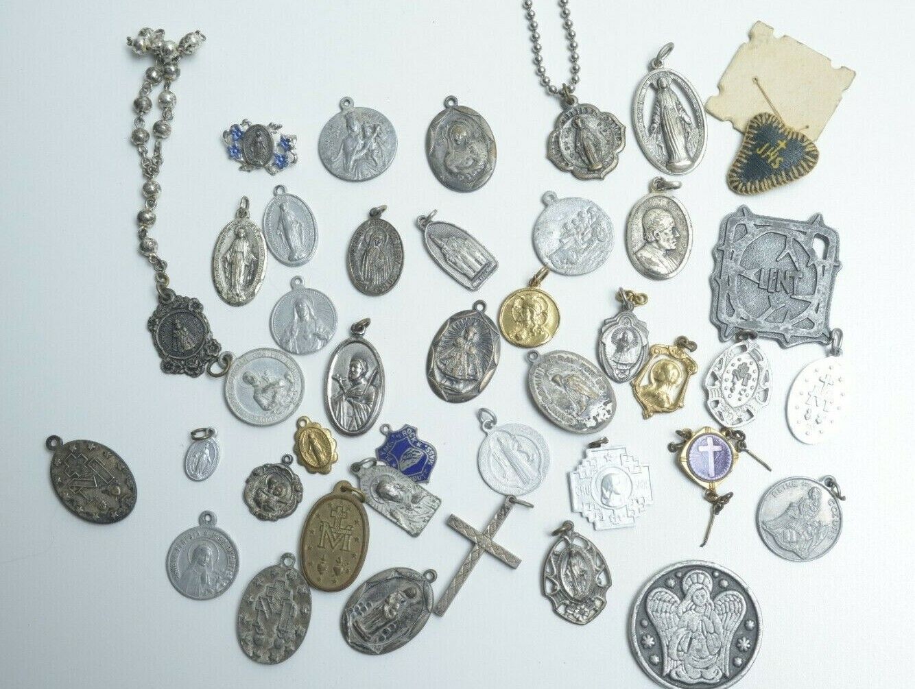 Lot of (41) Vintage Catholic Religious Medals Relics Charm Pendants 