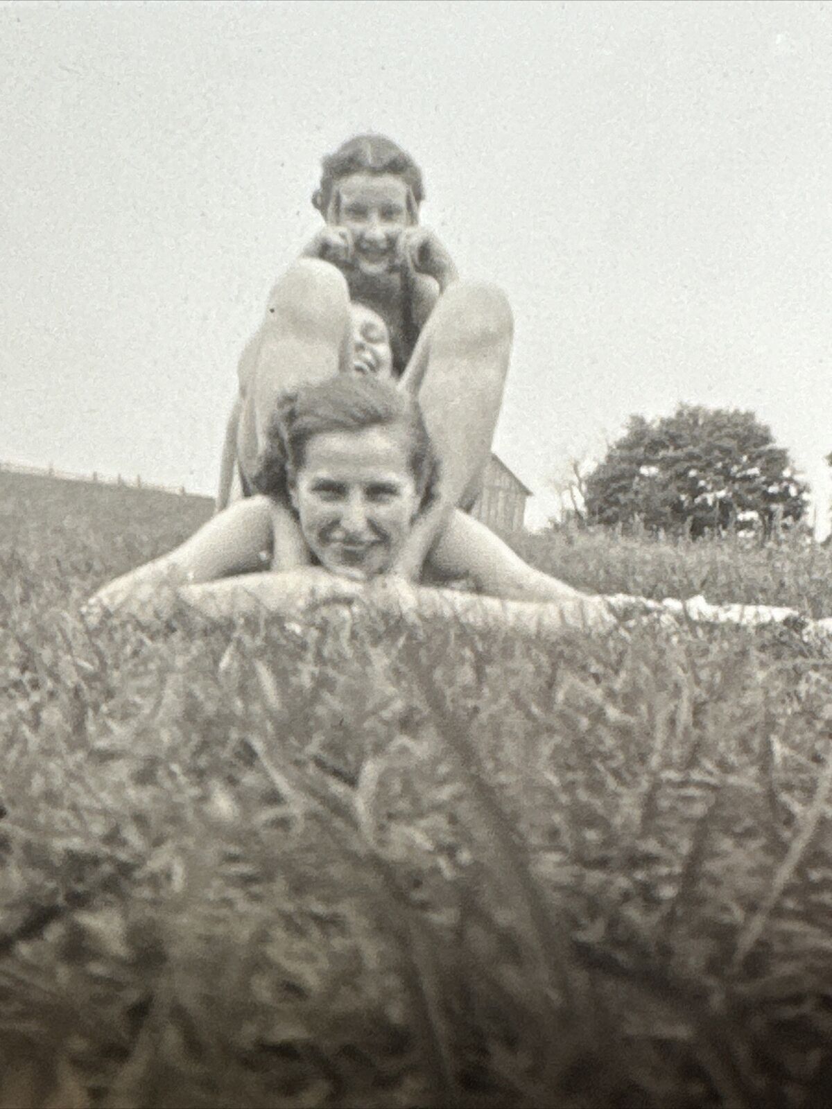 c1930s Ladies playing, Pseudo contortionist pose VINTAGE PHOTO Original Snapshot