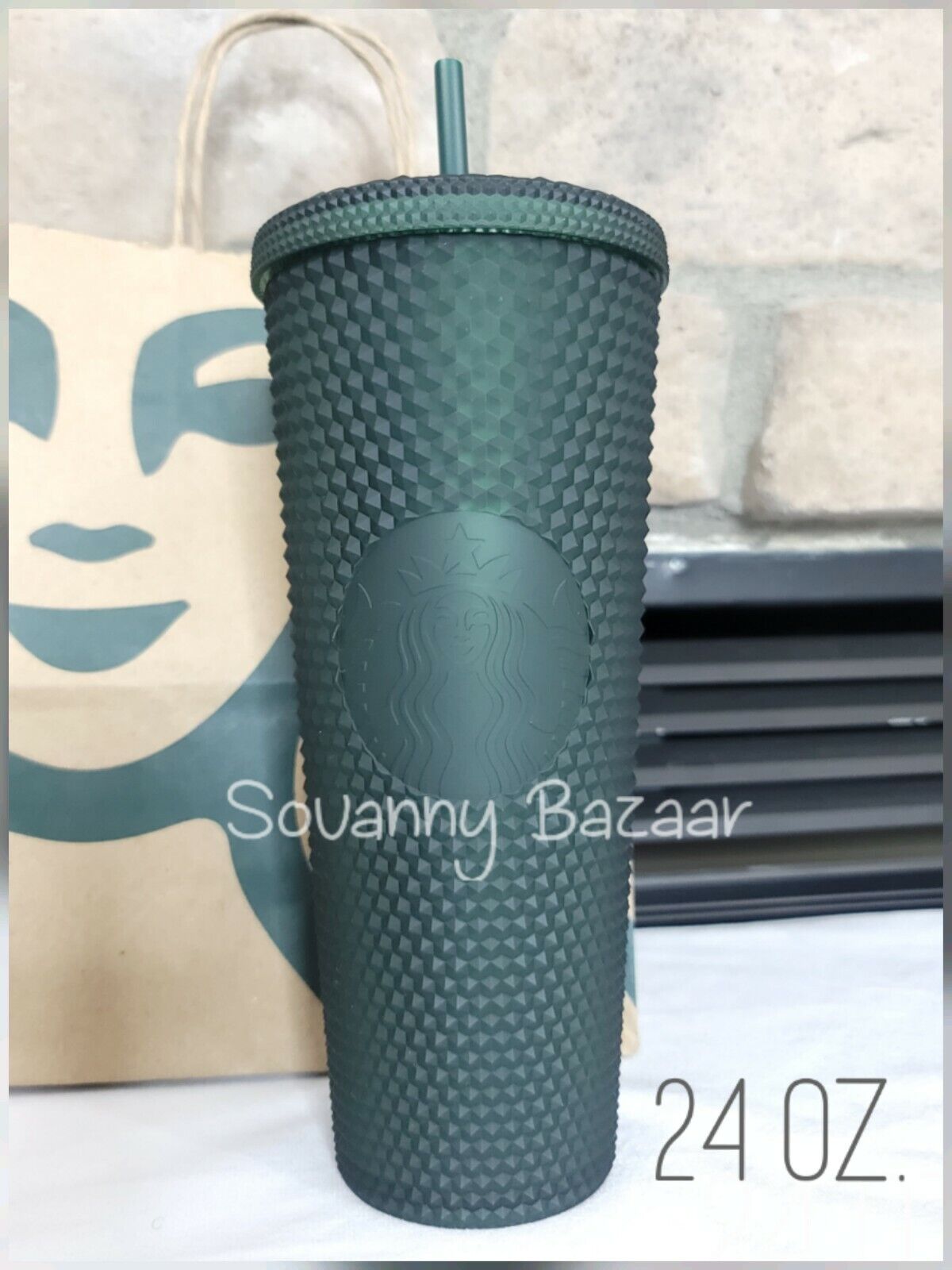 Starbucks 2022 Winter Dark Green Matte Studded Cold Cup 24oz Venti