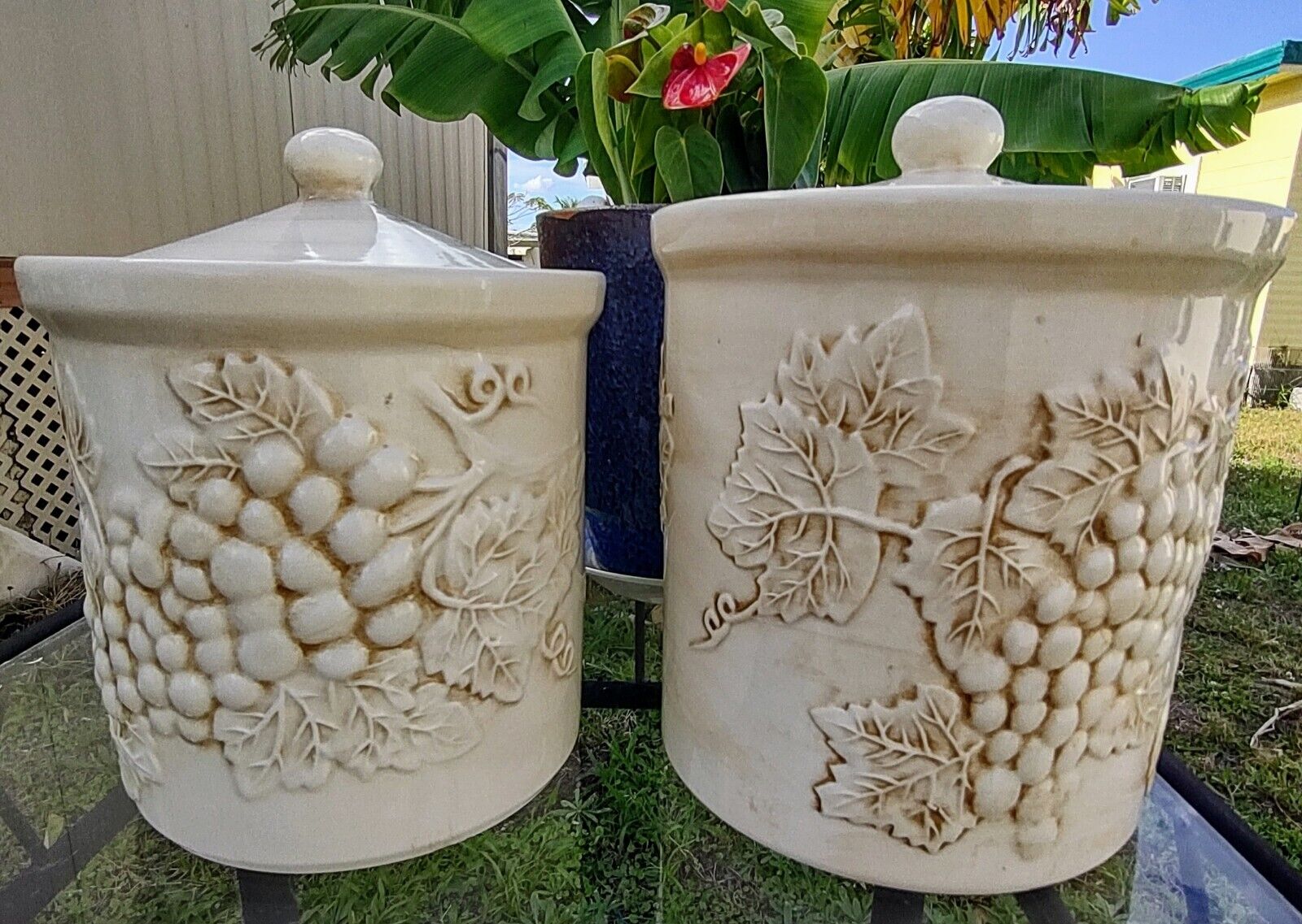 Harry and David Kitchen Canisters Majolica Grapes & Leaves Portugal Set of 2 