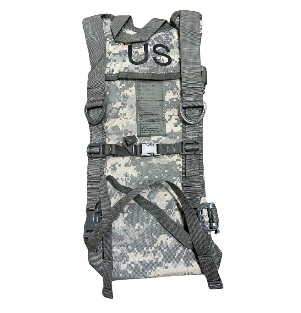 NEW USA Military Tactical MOLLE II ACU USGI UCP Digital Camo Hydration CARRIER