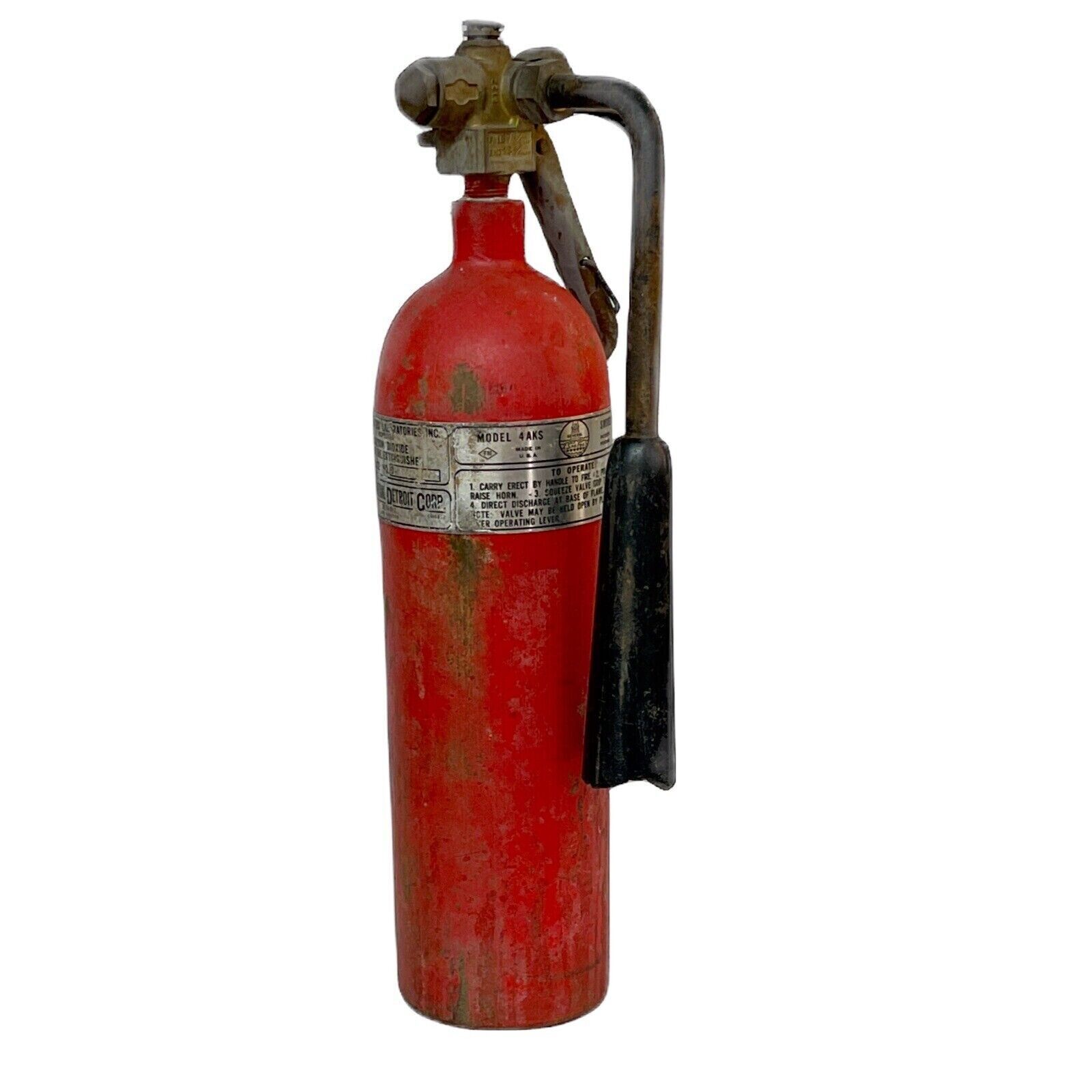 1946 The General Detroit Corp 4 AKS Sno Fog Swivel Type Fire Extinguisher EMPTY