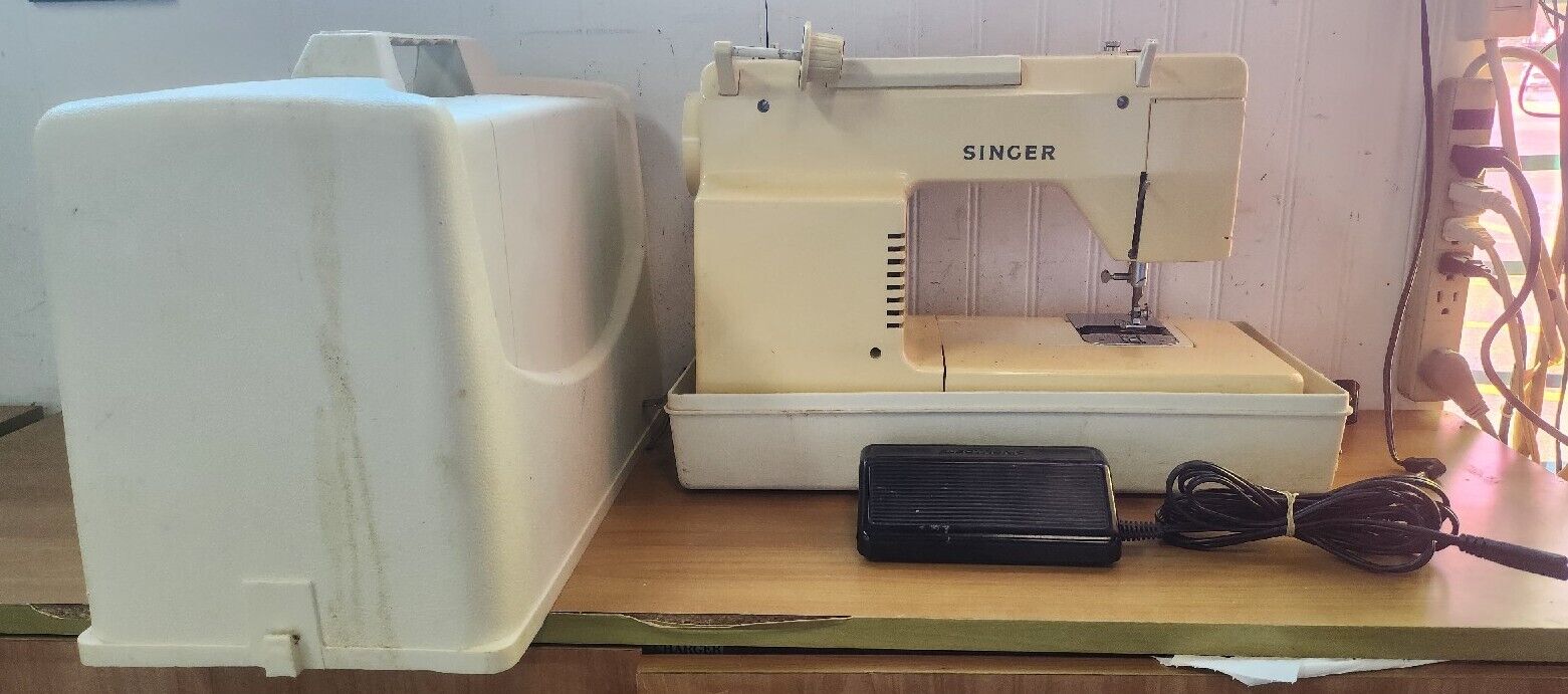 Singer 2210 Athena Computerized Sewing Machine