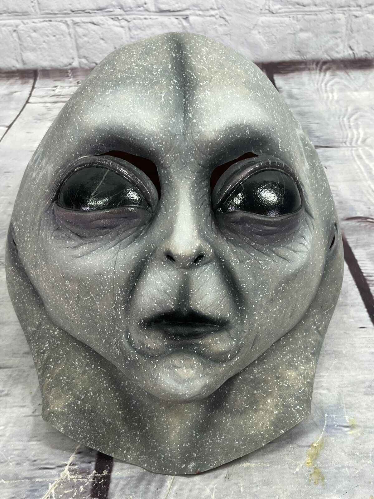 Halloween Area 51 Alien Mask Latex Headgear UFO Grey Big Eyed Creature