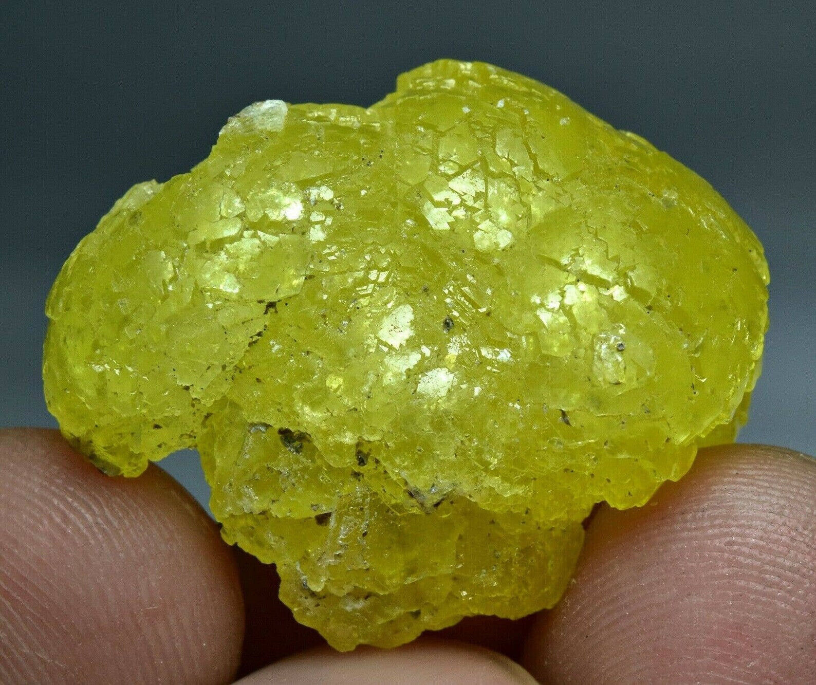 40 Carat Rare Superb Quality Top Yellow Color Beautiful Brucite Crystal