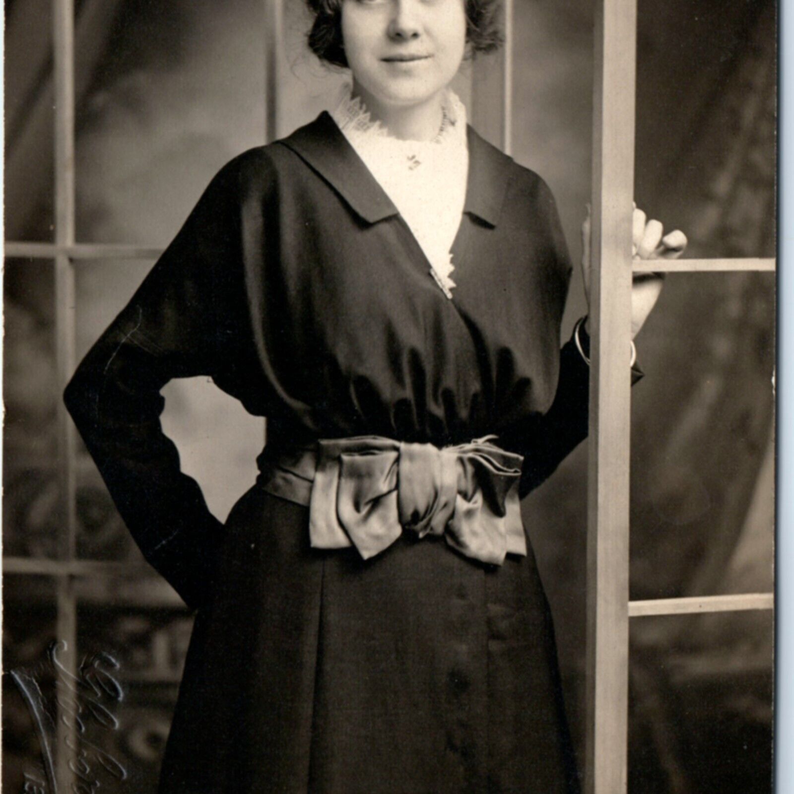 c1910s Philadelphia Lovely Woman Portrait RPPC Rope Belt Bow Photo Hobert A139