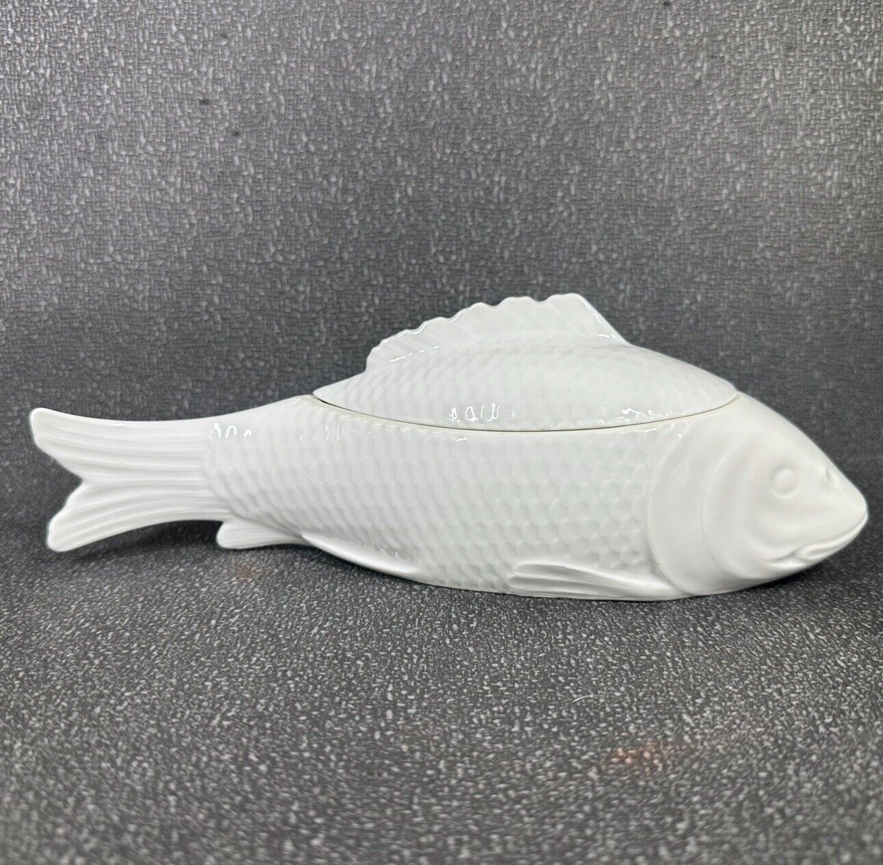 Vintage Limoges AF France White Fish Covered Lid Porcelain Trinket Box