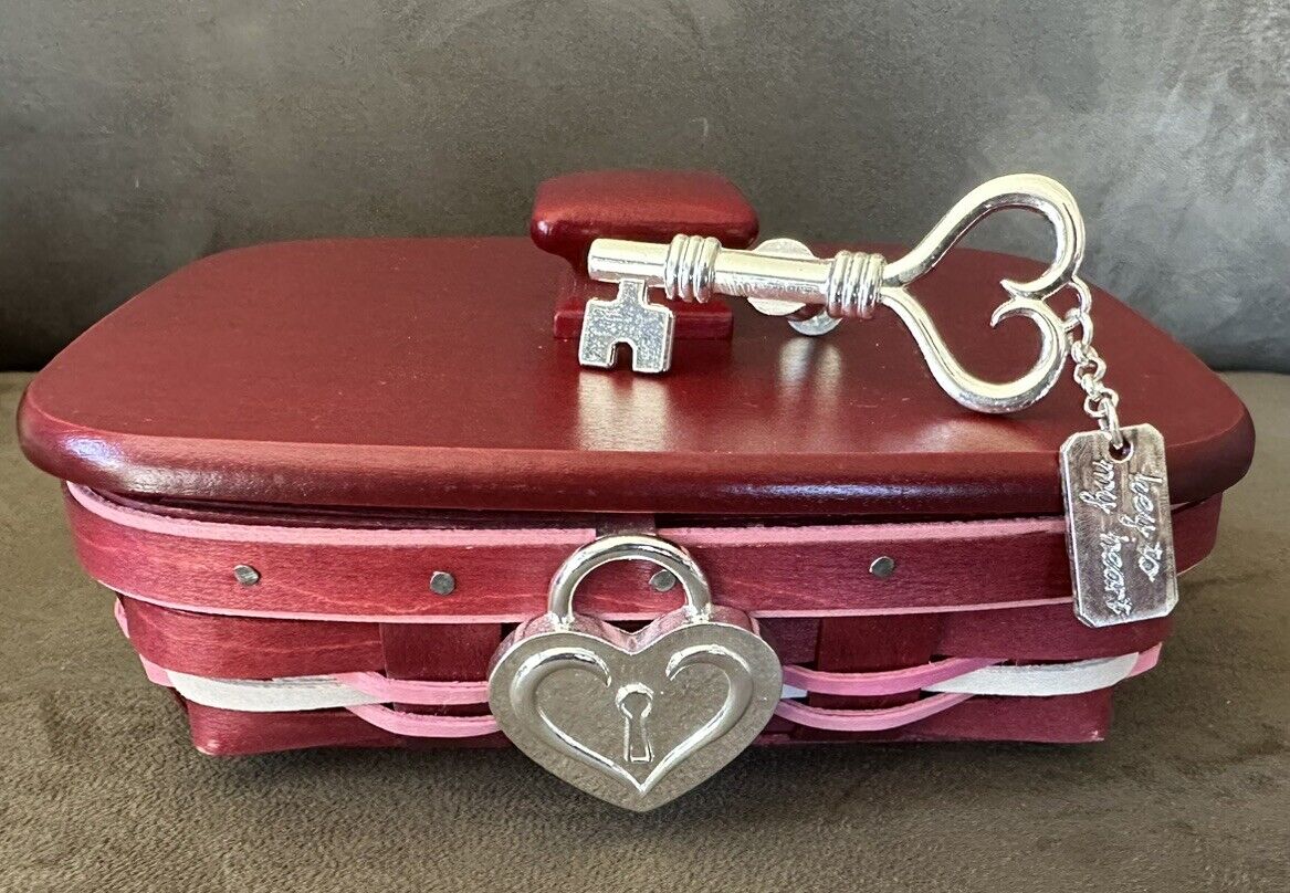 Longaberger Sweetheart Key To My Heart Basket Set Interchangeable Knobs  Rare