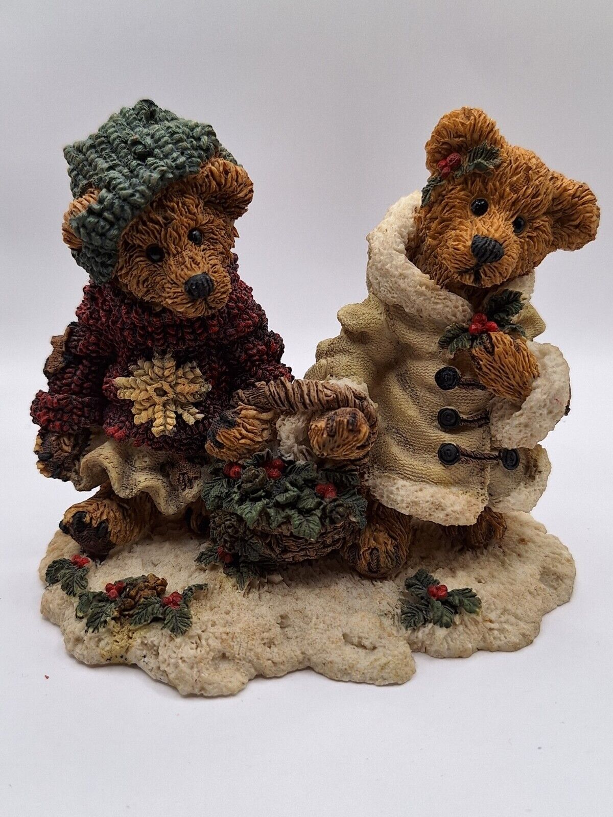 Vintage Boys Bears Figurine Edmund & Bailey Gathering Holly 1994 Numbered. Good