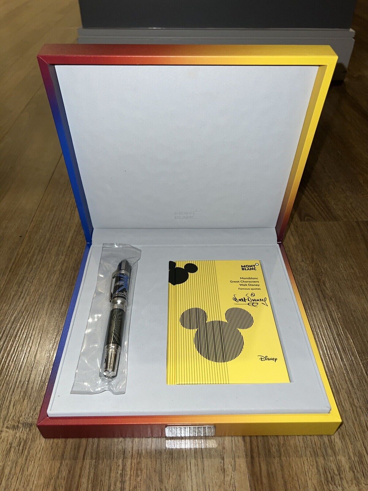 New/Sealed Montblanc Great Characters Walt Disney LE 1901 Fountain Pen M
