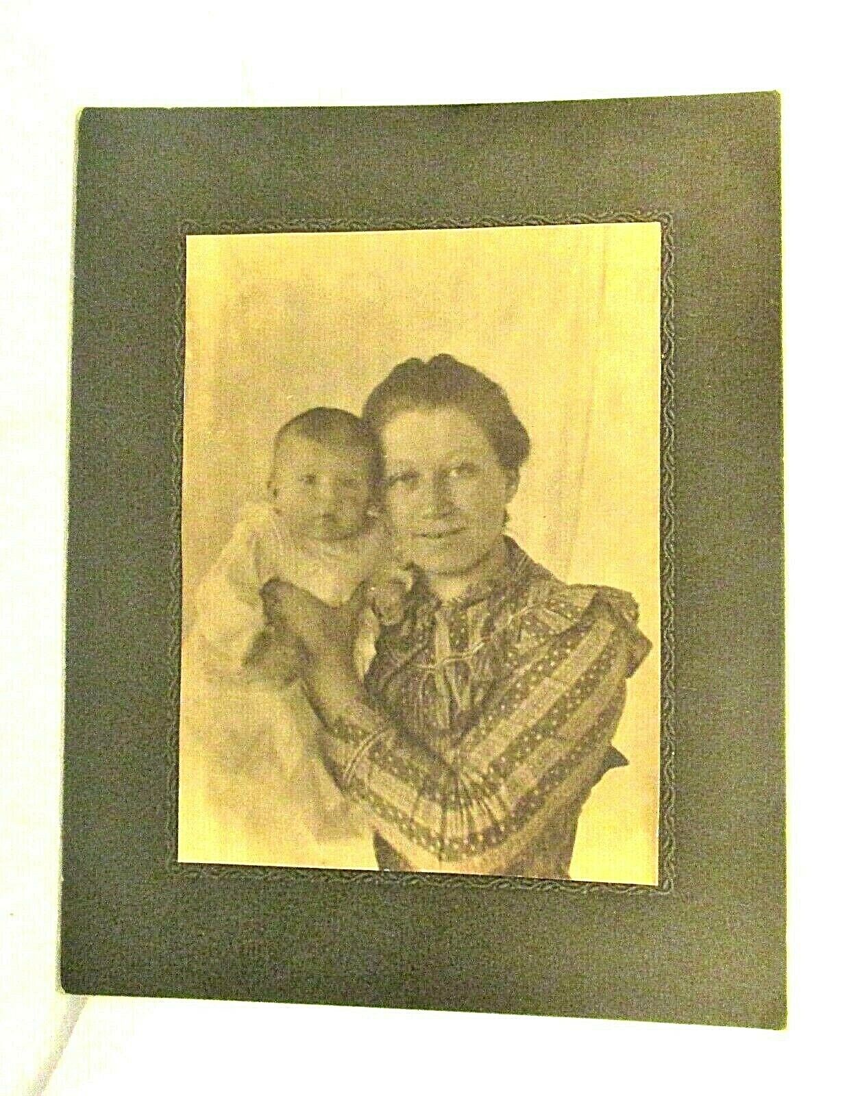 Antique Cabinet Photo Card CDV Mother & Baby Infant