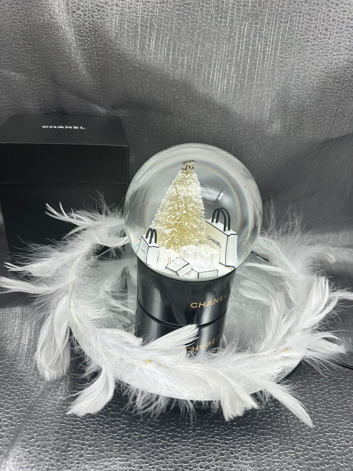 Authentic Chanel Snow Globe Large Beautiful Limited Edition Christmas Gift