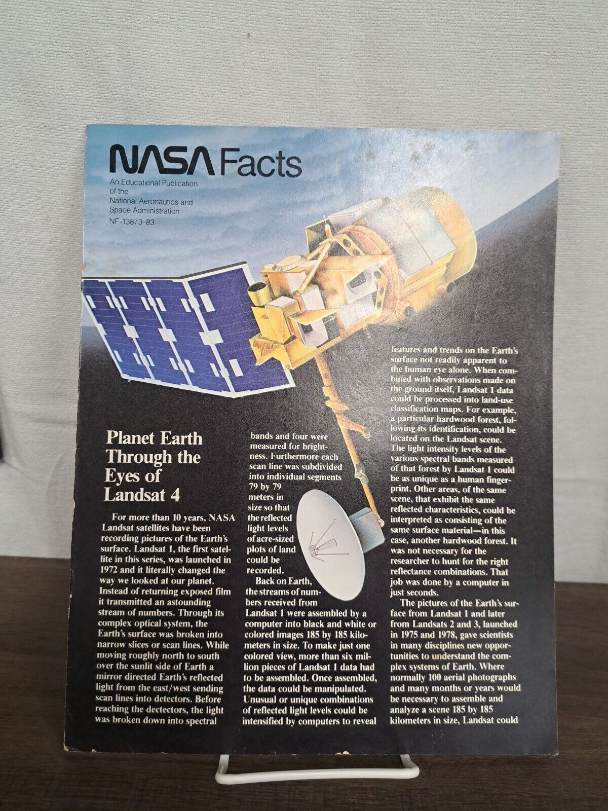 VTG NASA Facts Planet Earth Through the Eyes of Labdsat 4 Educational Pub