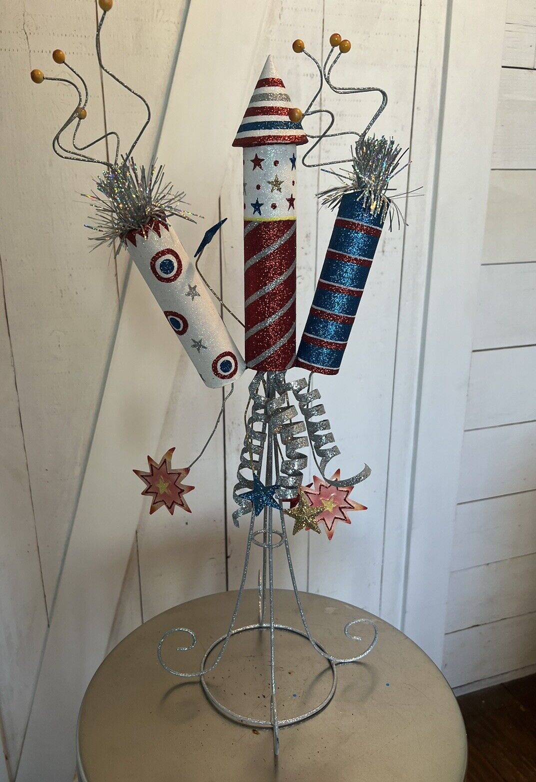 Pier 1 - 4th of july Tabletop Fireworks decoration Flags, Glitter, Whimsical 22”
