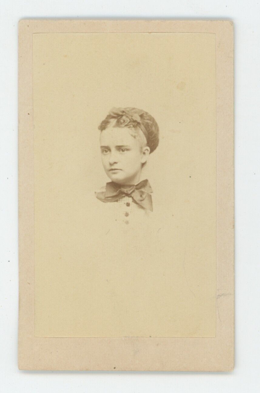 Antique CDV 1869 Beautiful Young Woman With Bow in Hair San Francisco, CA