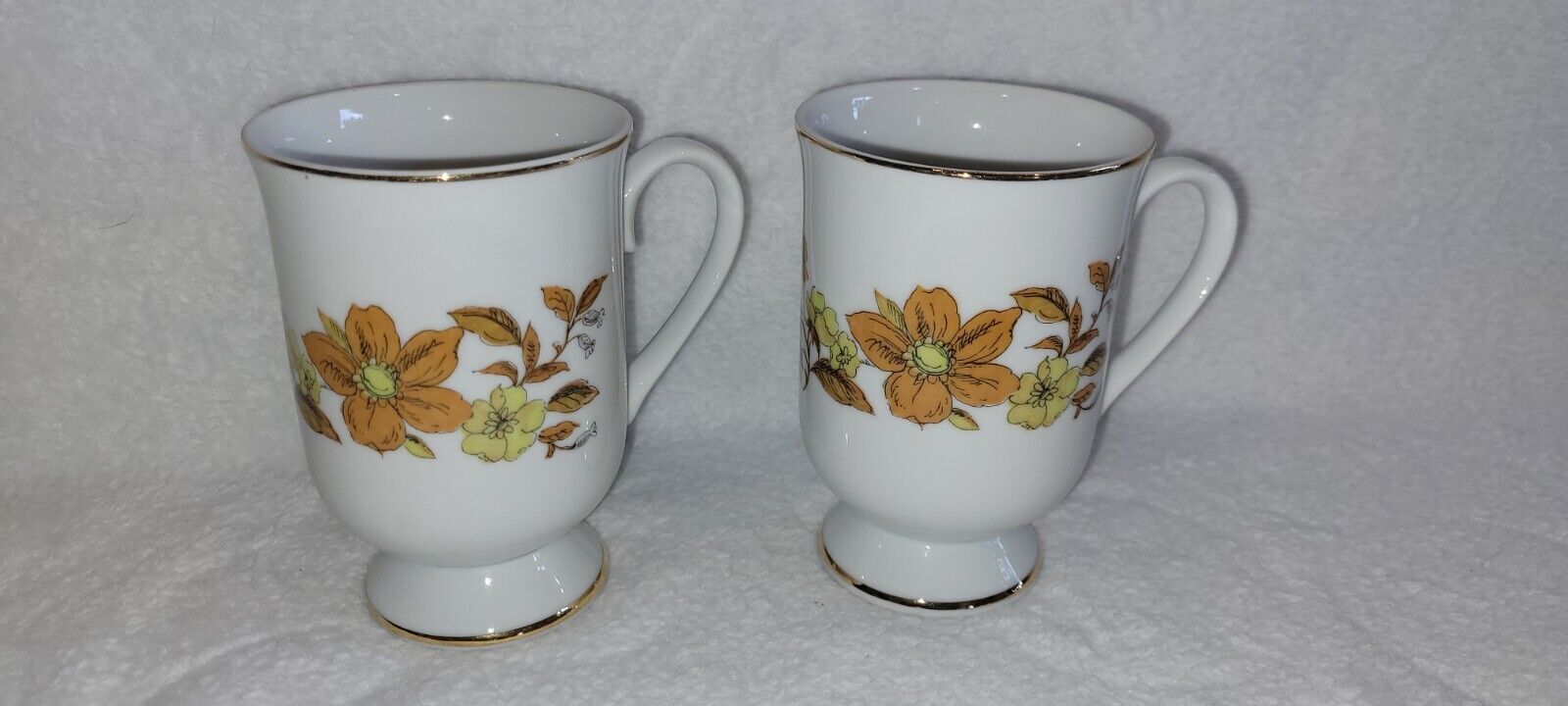 Pair Of Vtg. Porcelain Royal Domino Collection \