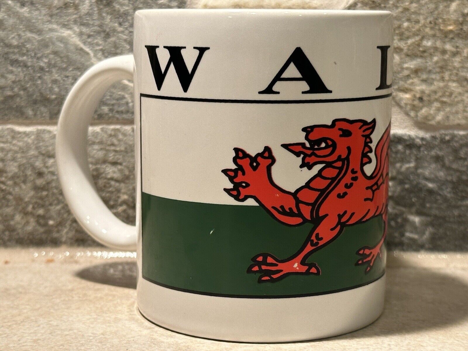 Le Pays International Inc., WALES with Red Dragon Logo Coffee Cup/mug. Welsh