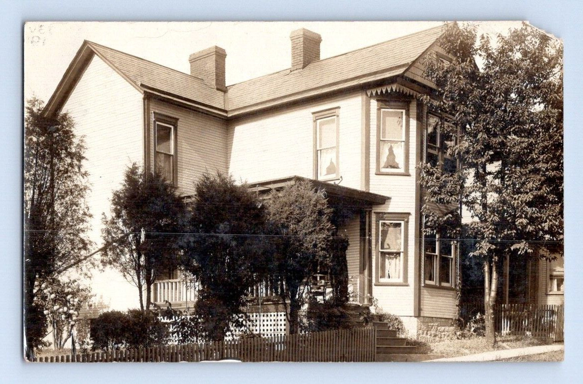 RPPC 1908. APPOLO, PA. HOUSE. POSTCARD L29