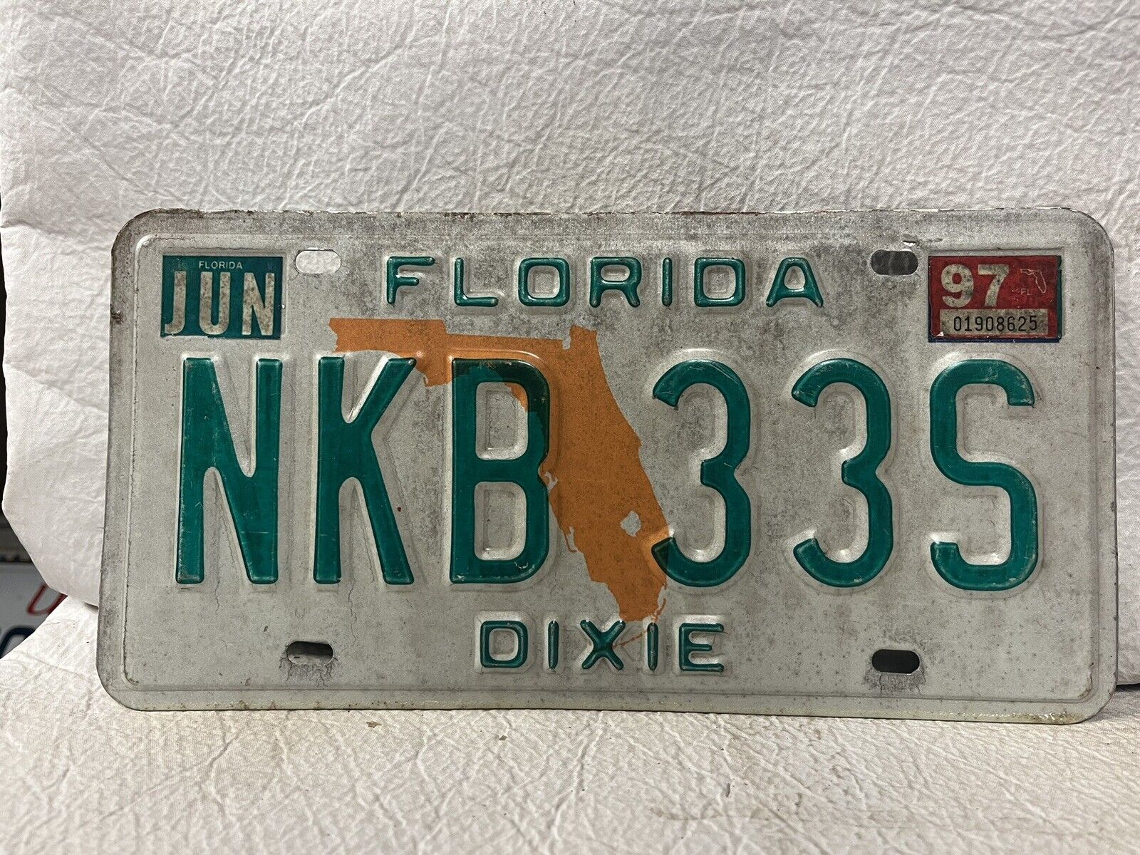 Vintage 1997 Florida License Plate ~ Dixie County