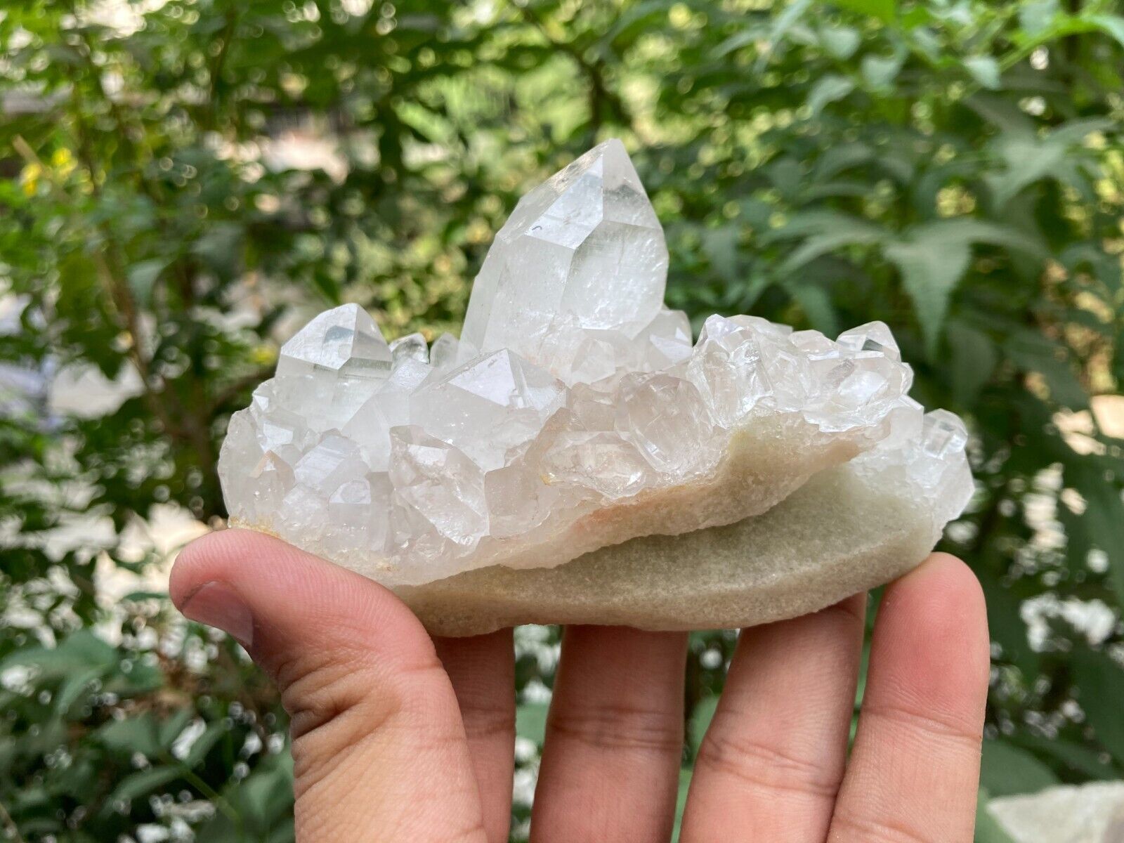 White Samadhi Quartz Crystal, Healing Cluster Mineral 257 gm Manikaran Quartz