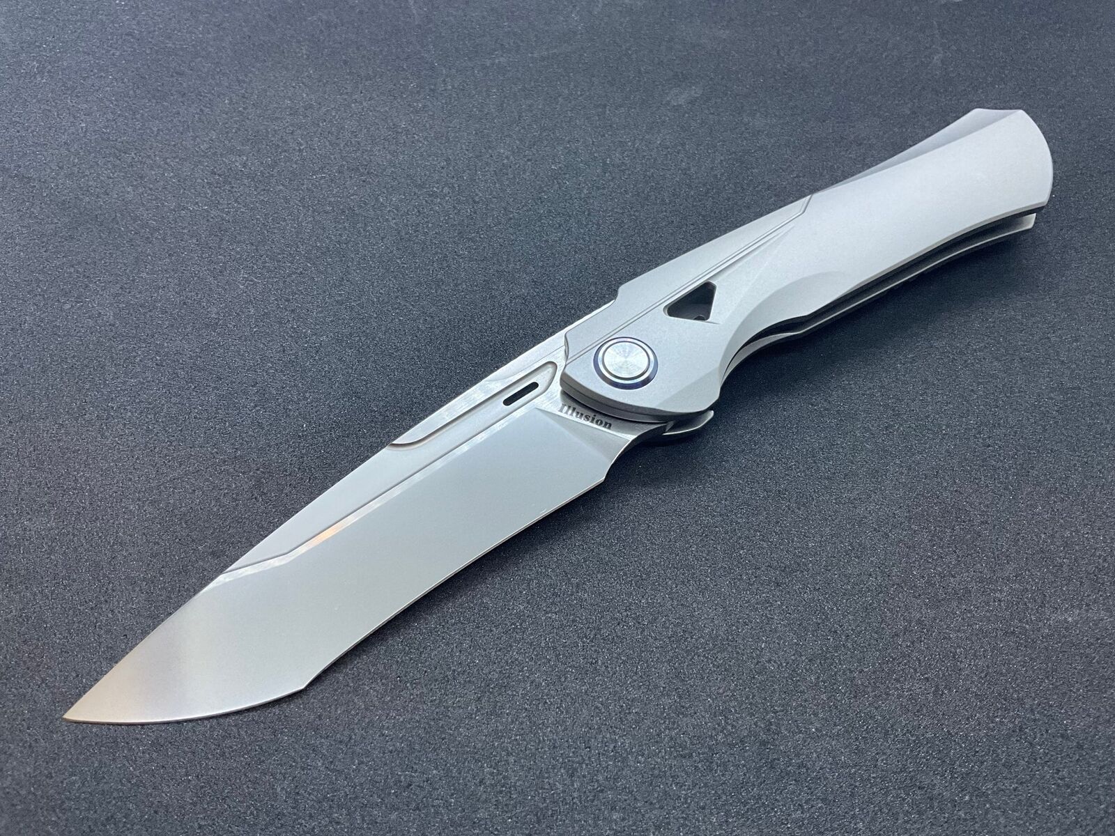Ketuo USA Illusion Folding Knife Gray Titanium Handle M390 Drop Point