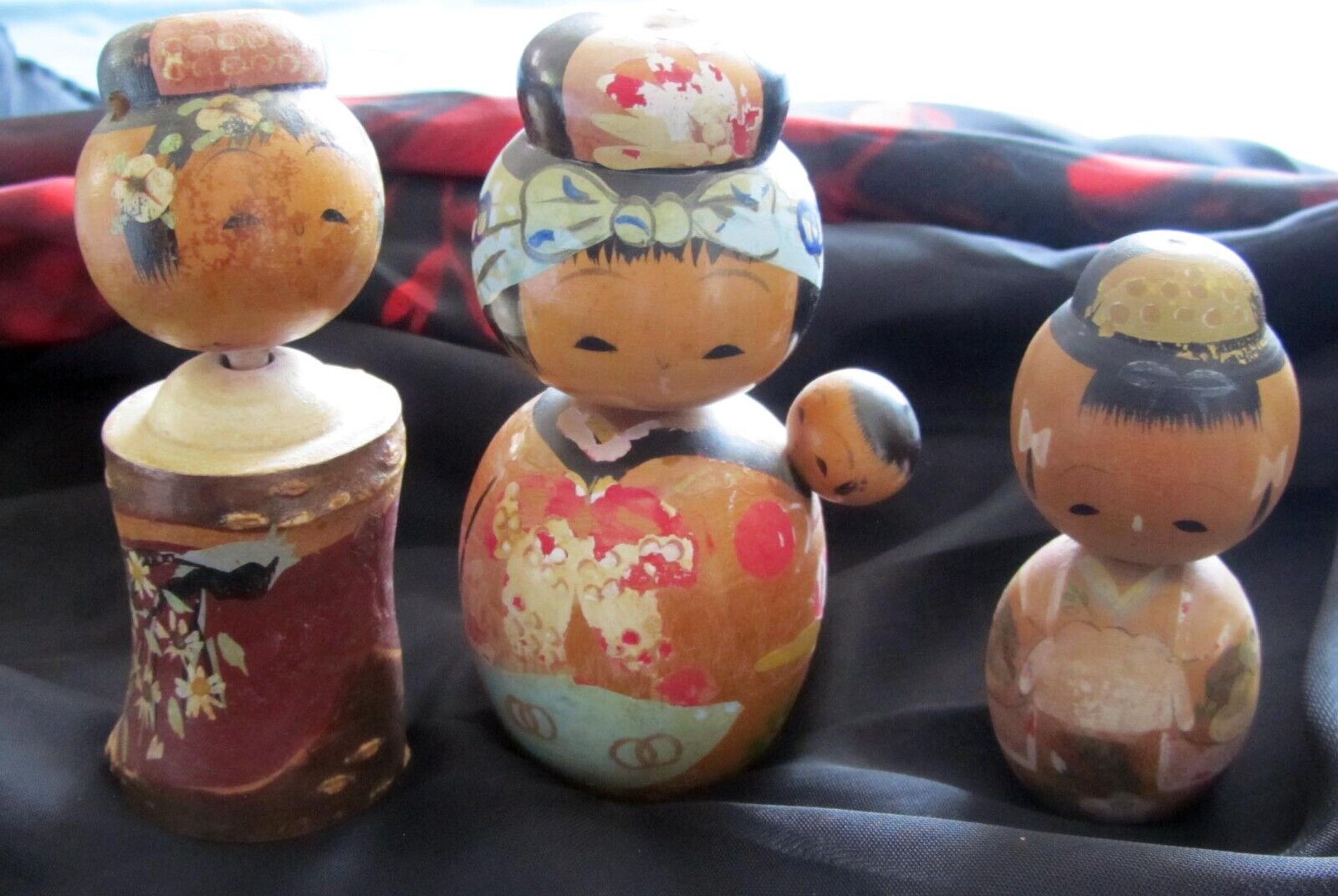 Vintage Japanese Wooden Hand Painted Happy Family Signed JAPAN Kokeshi Trio